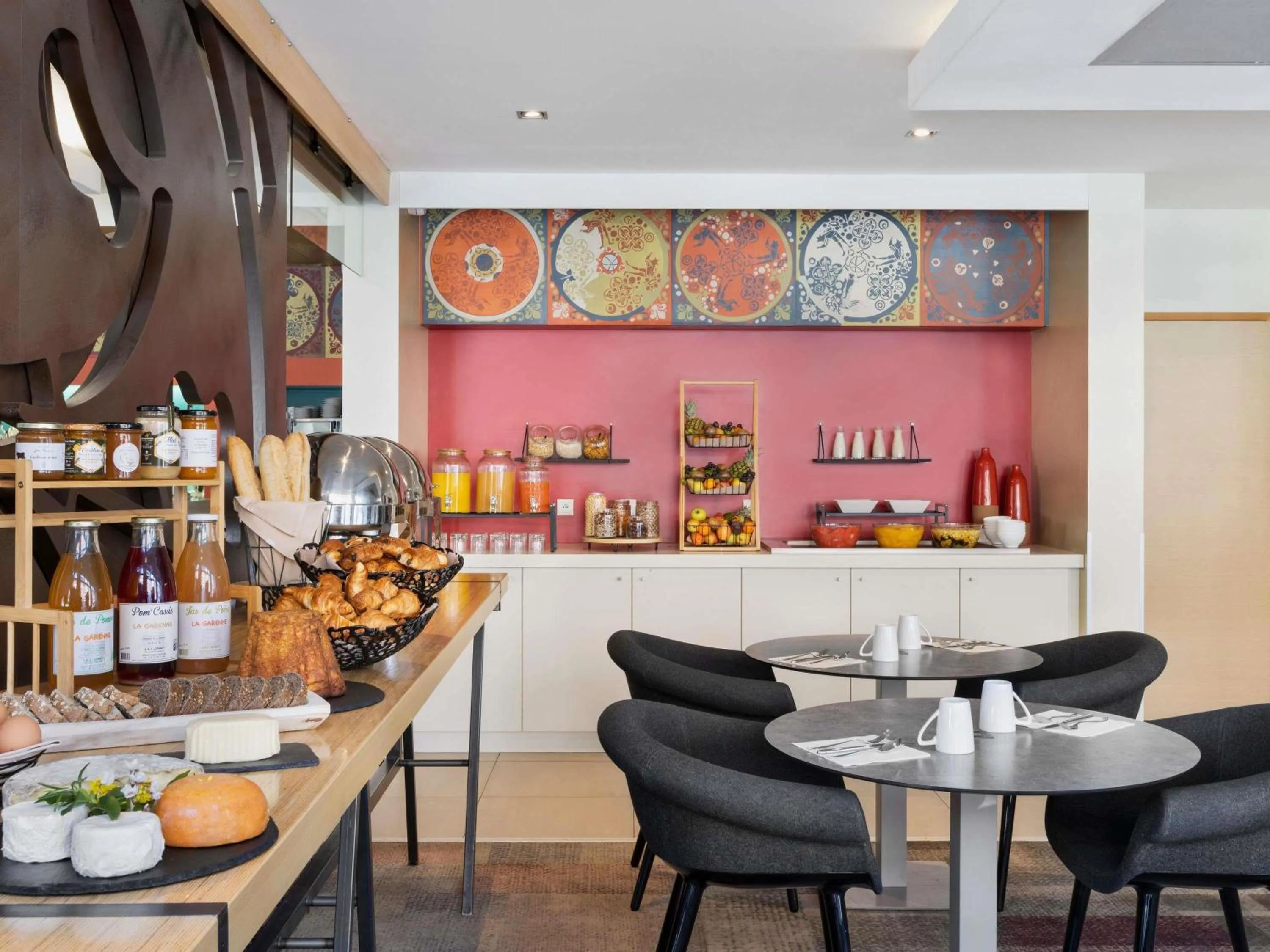 Breakfast in Mercure Amiens Cathédrale