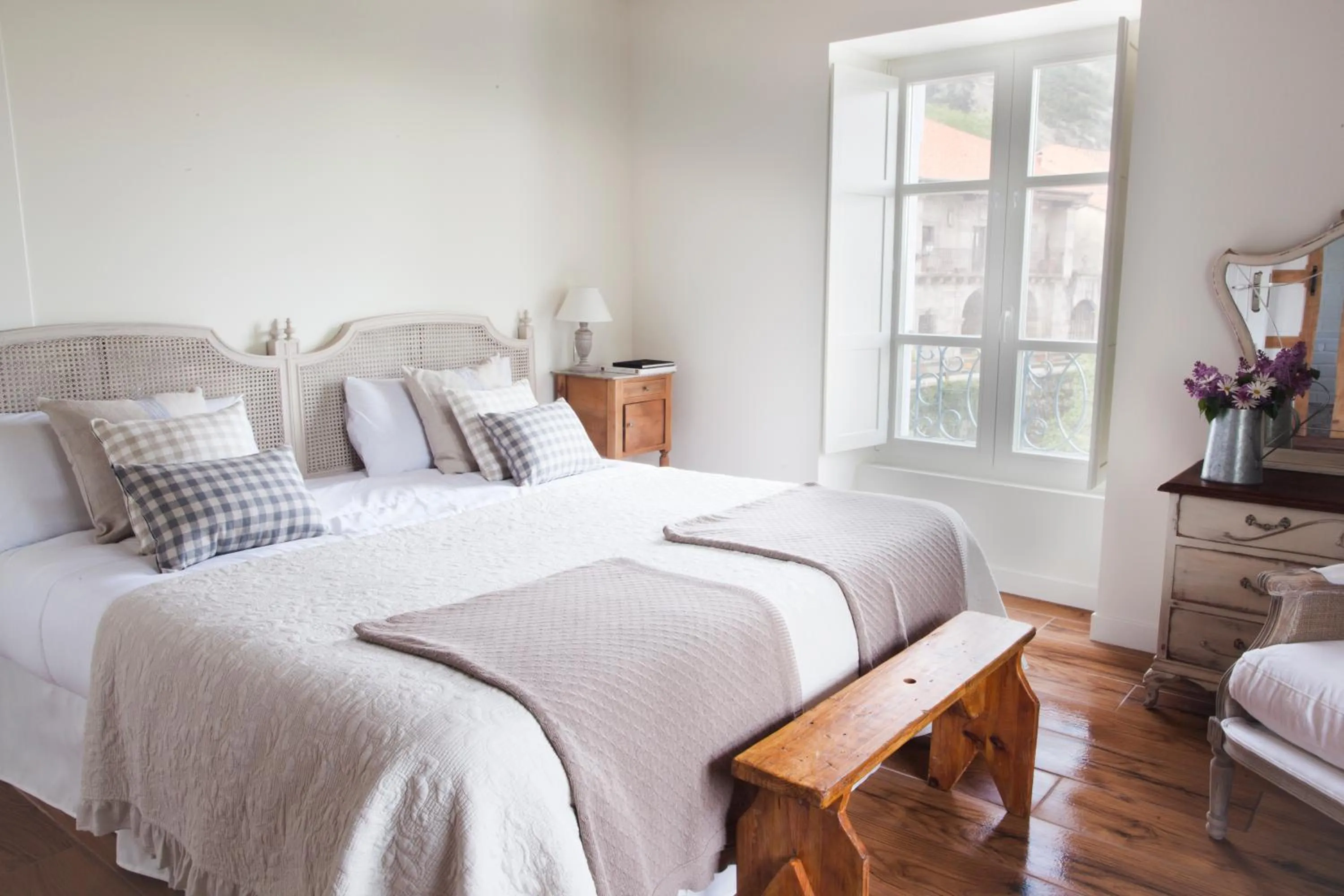 Decorative detail, Bed in Posada Seis Leguas