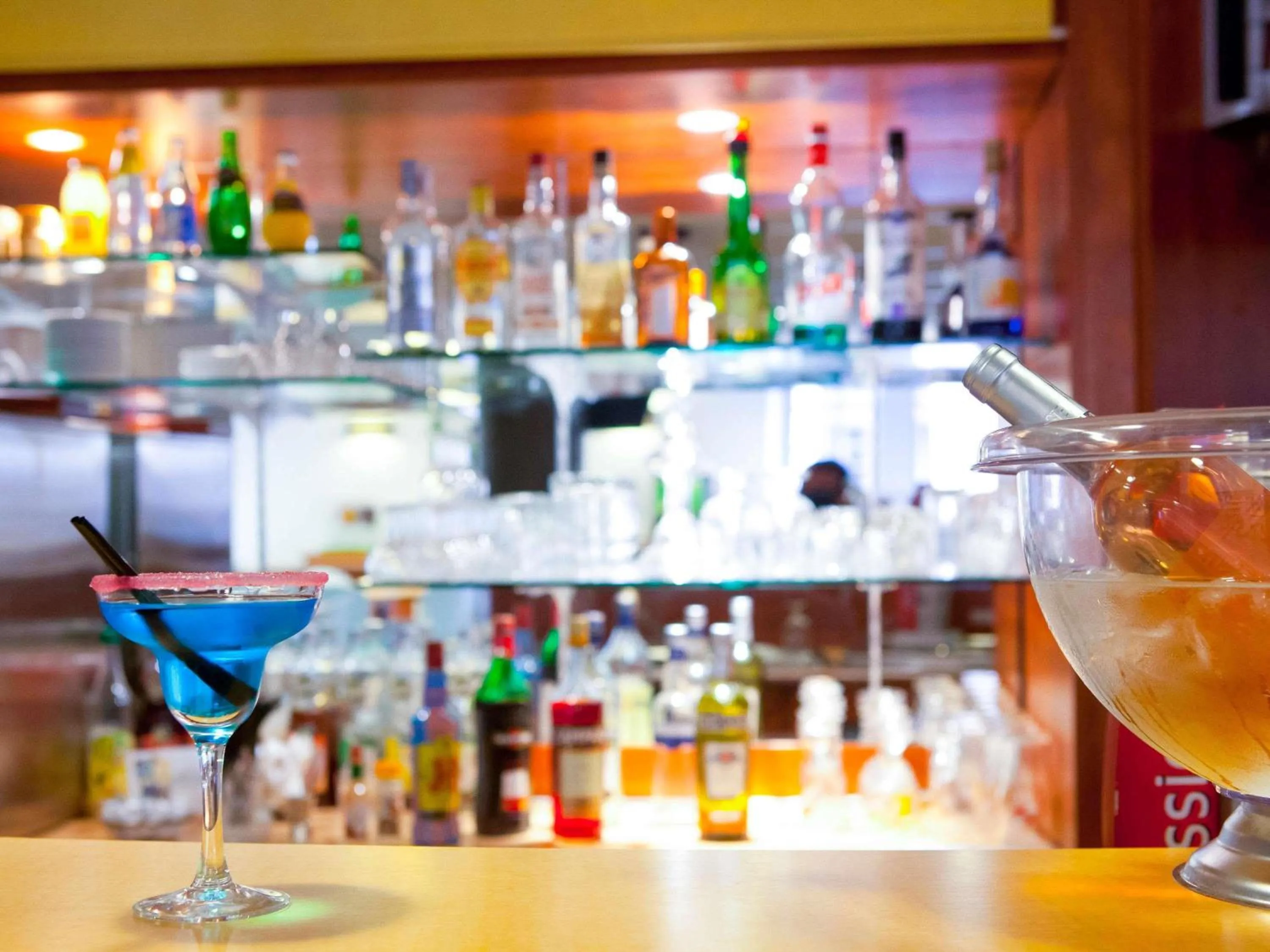 Lounge or bar in ibis budget Marseille Vieux Port