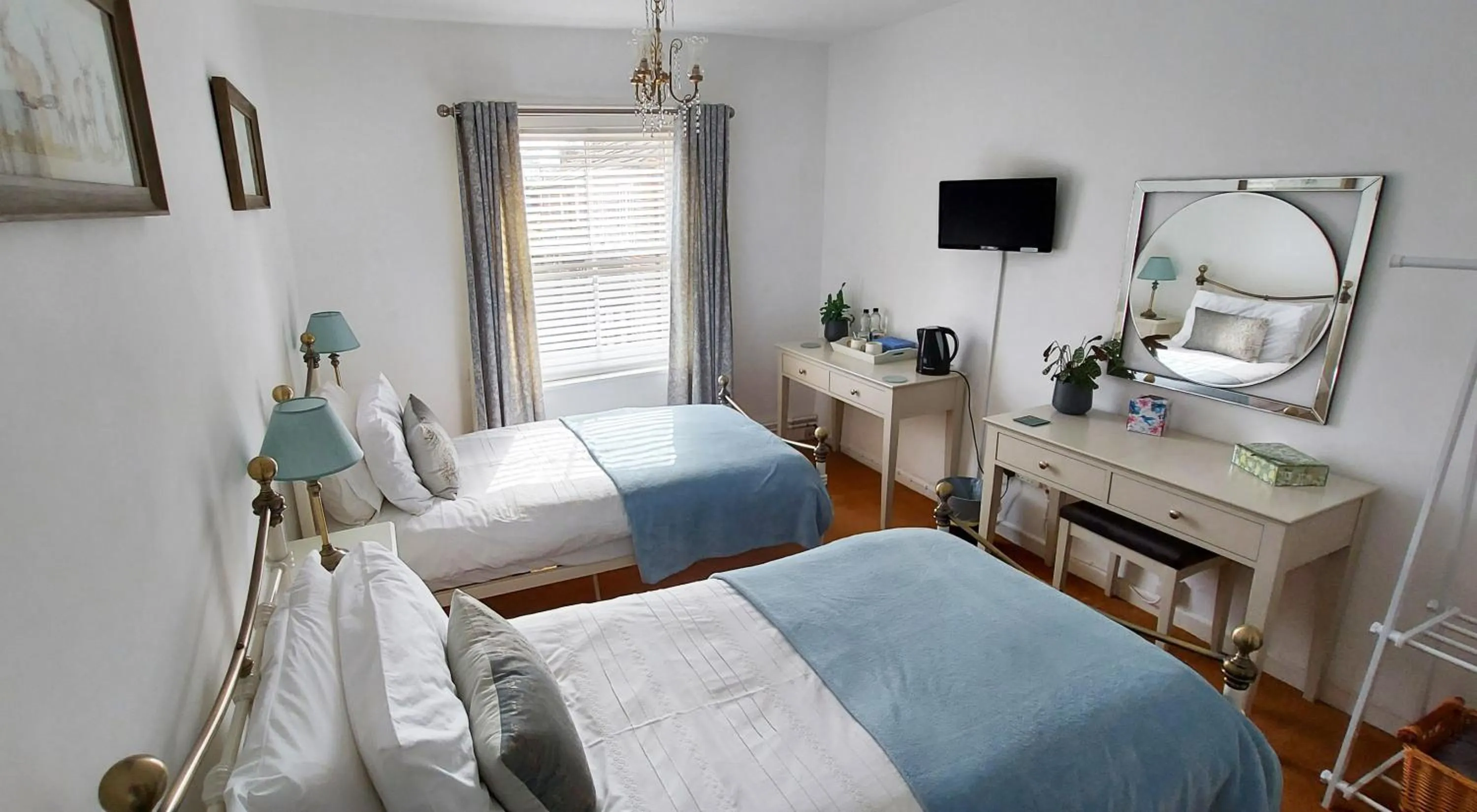 Bedroom, Bed in Regency Guest House