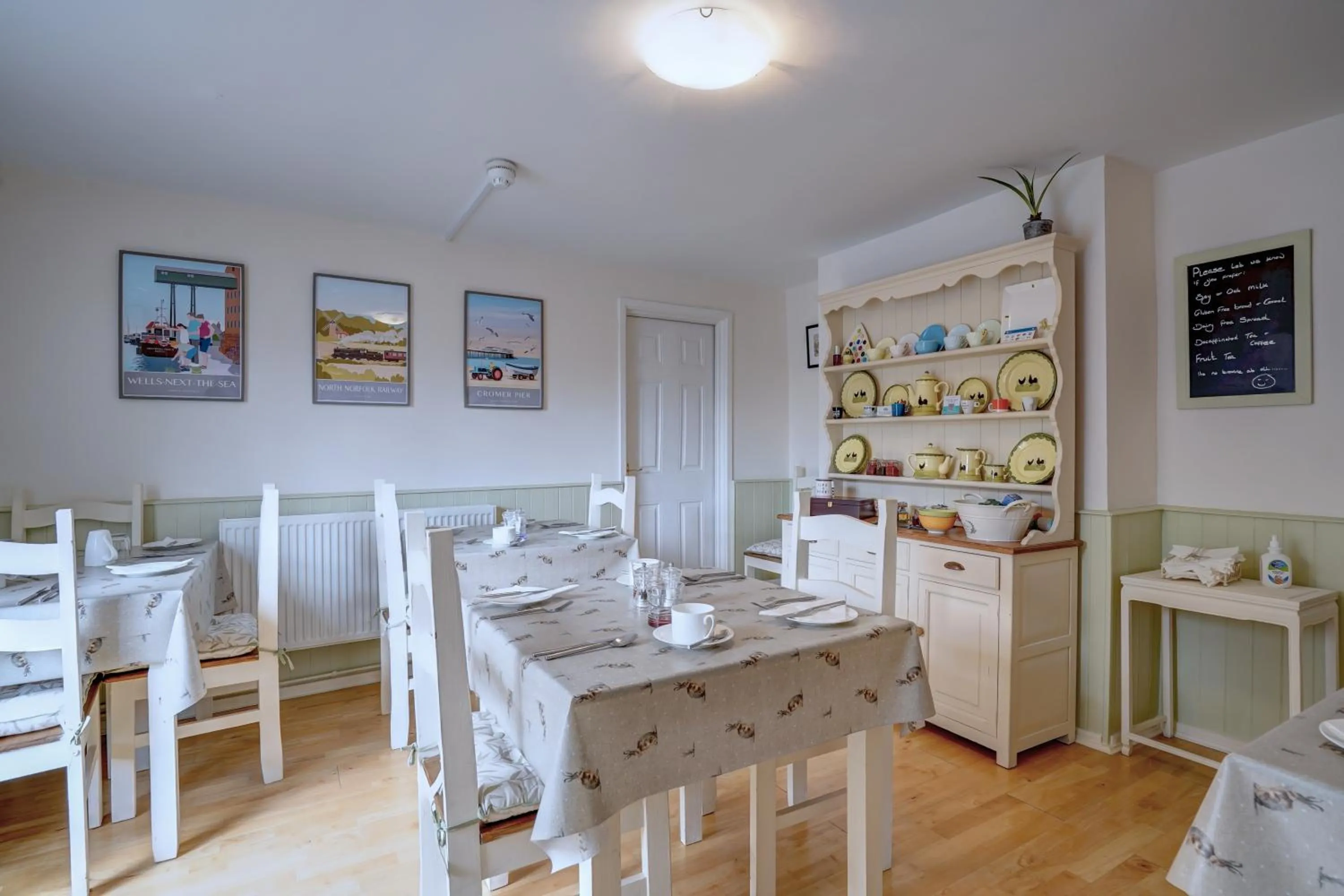 Dining area in Regency Guest House
