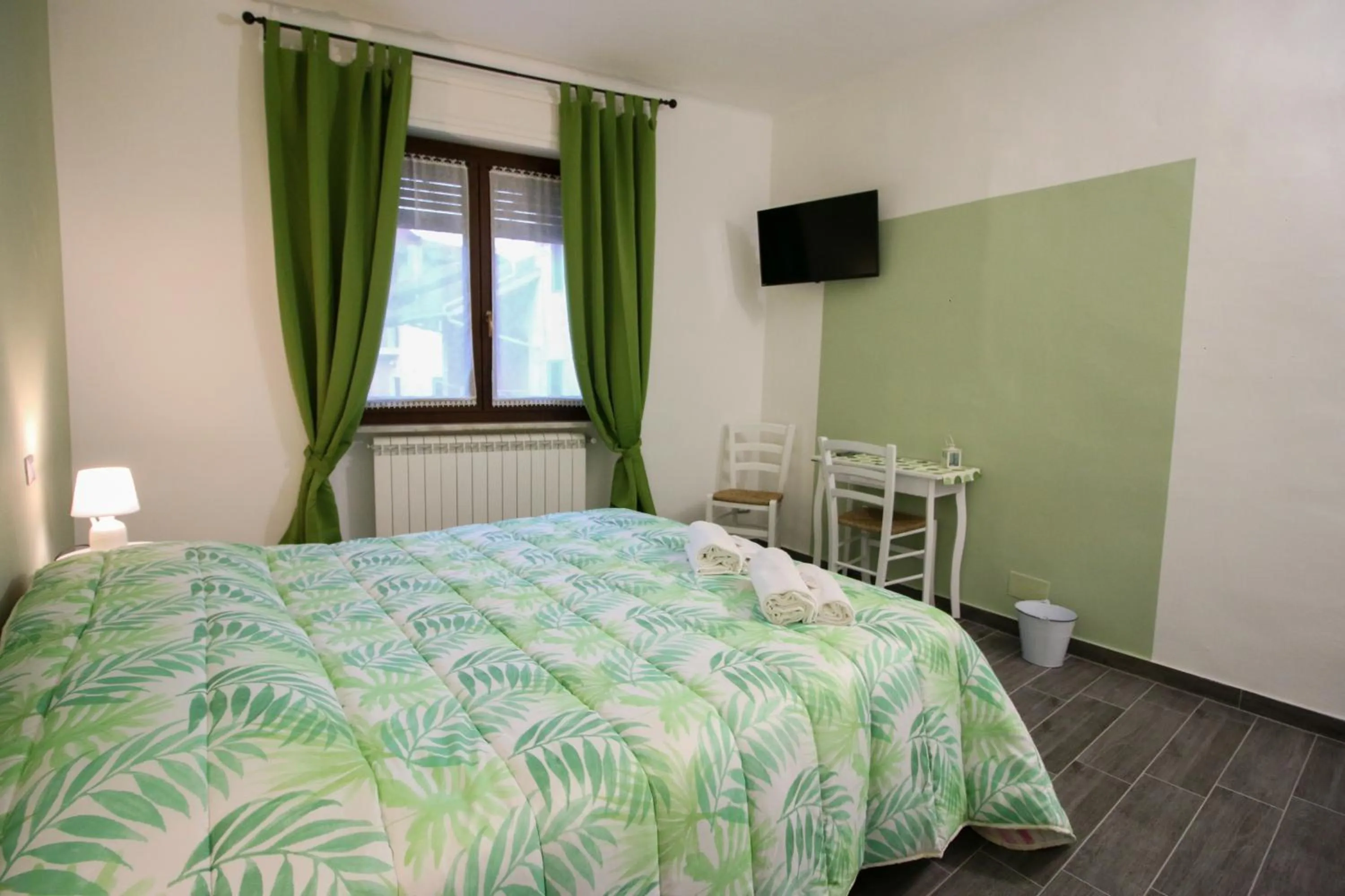 Bedroom, Bed in Là Drint Bed & Breakfast