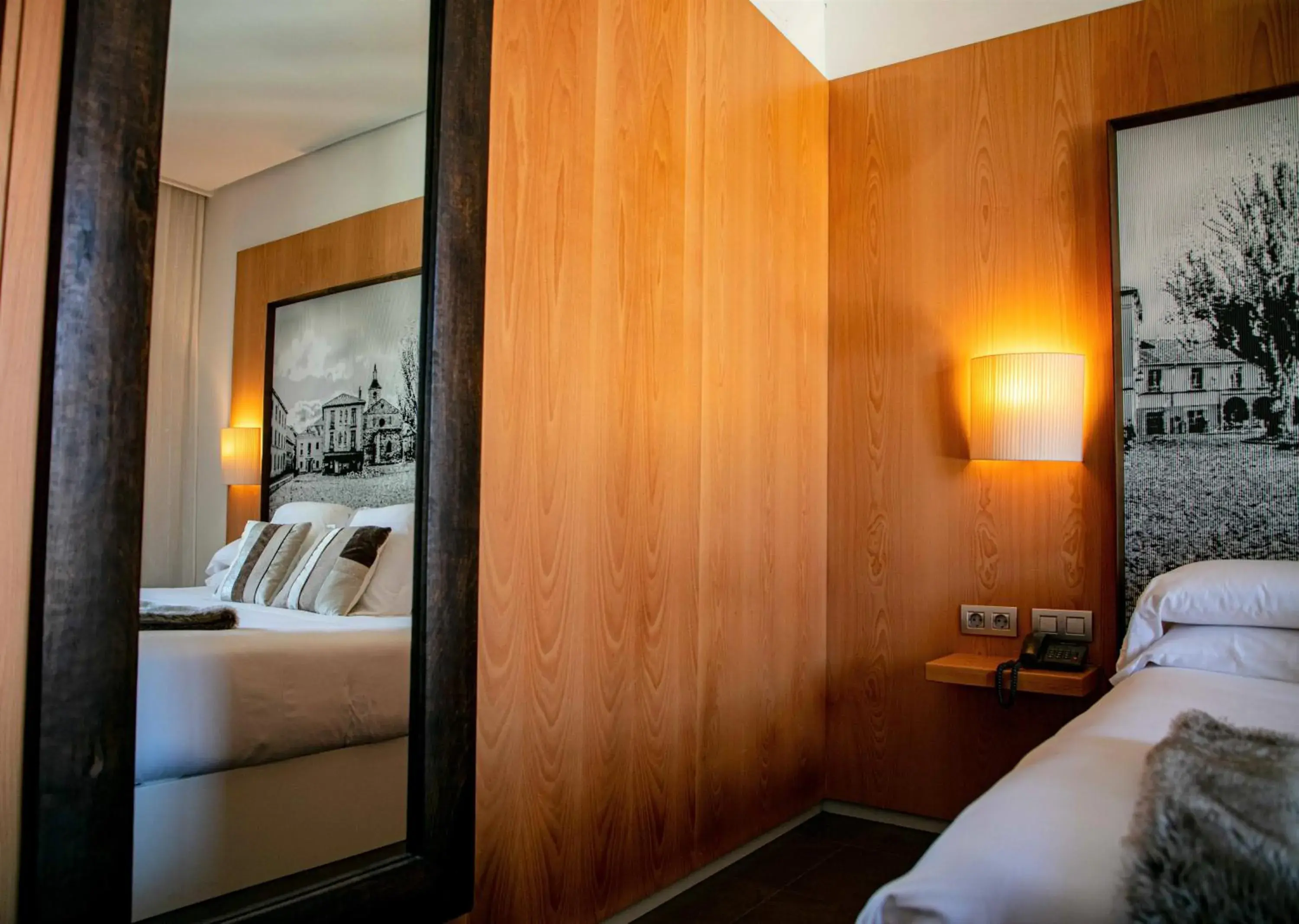 Double Room with King size Bed and Whirlpool in Hospedería Pax Double Room with King size Bed and Whirlpool in Hospedería Pax