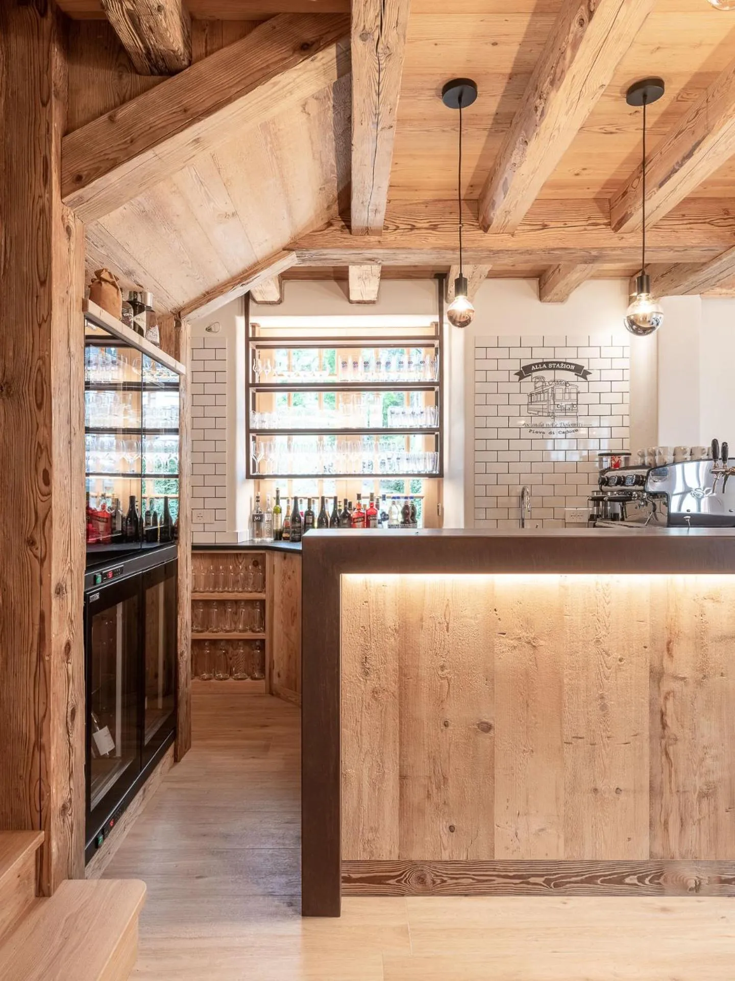 Lounge or bar in Alla Stazion Locanda nelle Dolomiti