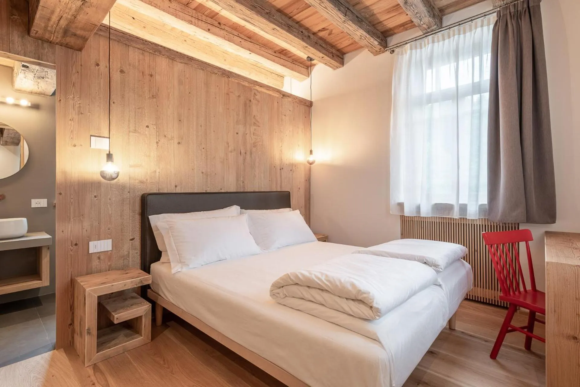 Photo of the whole room, Bed in Alla Stazion Locanda nelle Dolomiti