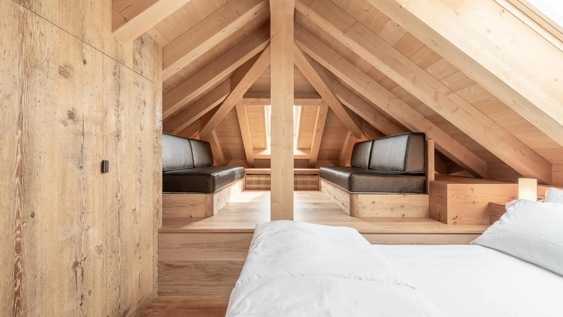 Photo of the whole room, Bed in Alla Stazion Locanda nelle Dolomiti