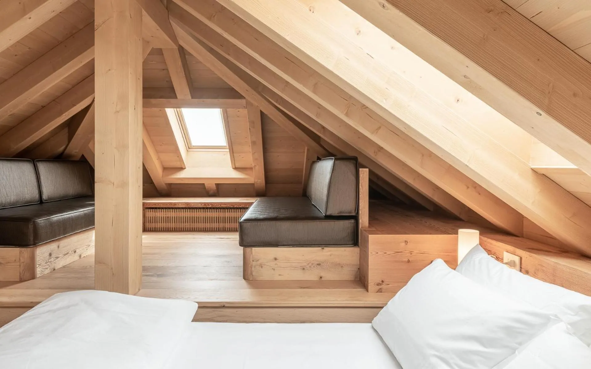 Photo of the whole room, Bed in Alla Stazion Locanda nelle Dolomiti