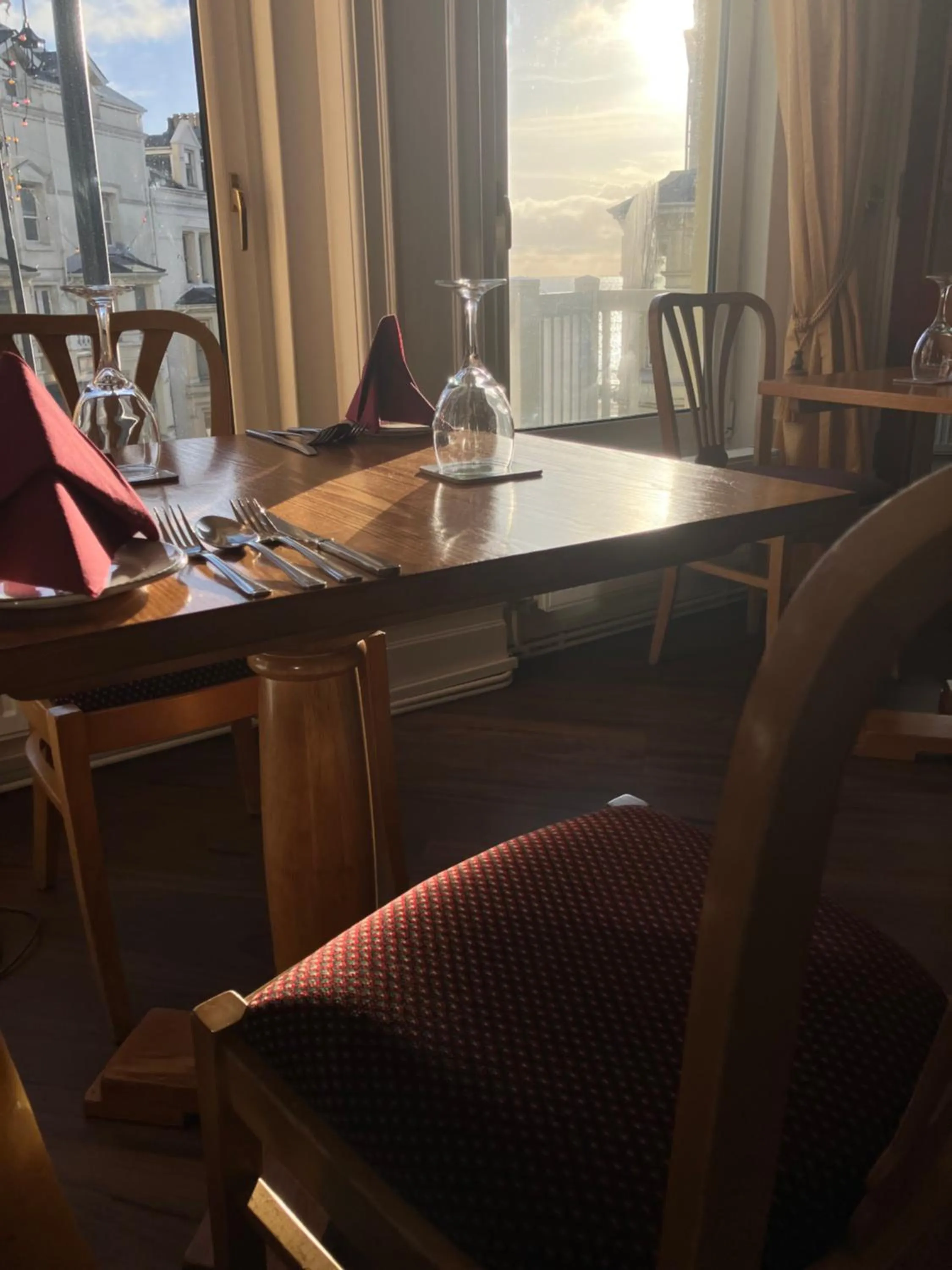 Dining area in Welbeck Hotel & Apartments IOM