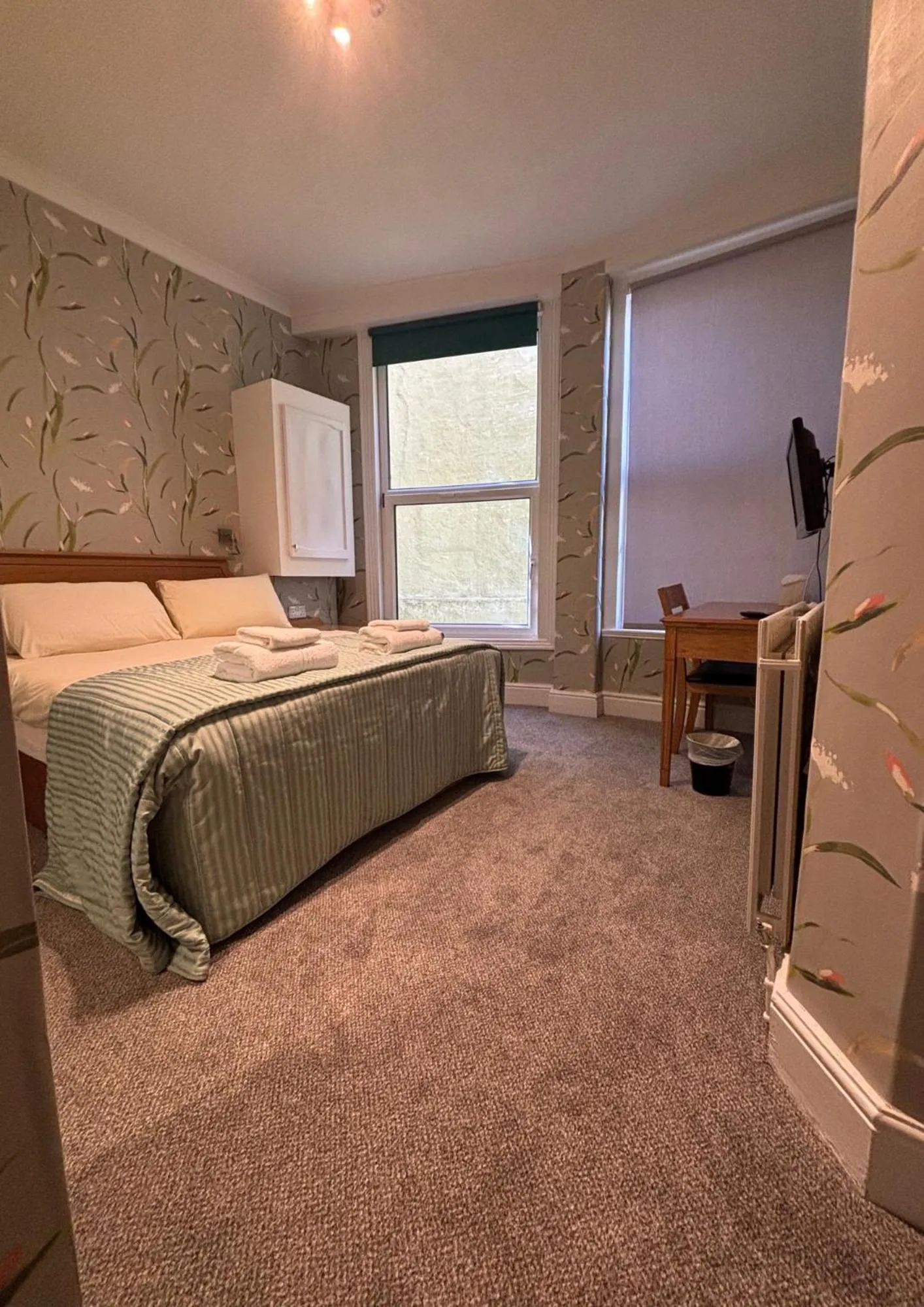 Bed in Welbeck Hotel & Apartments IOM