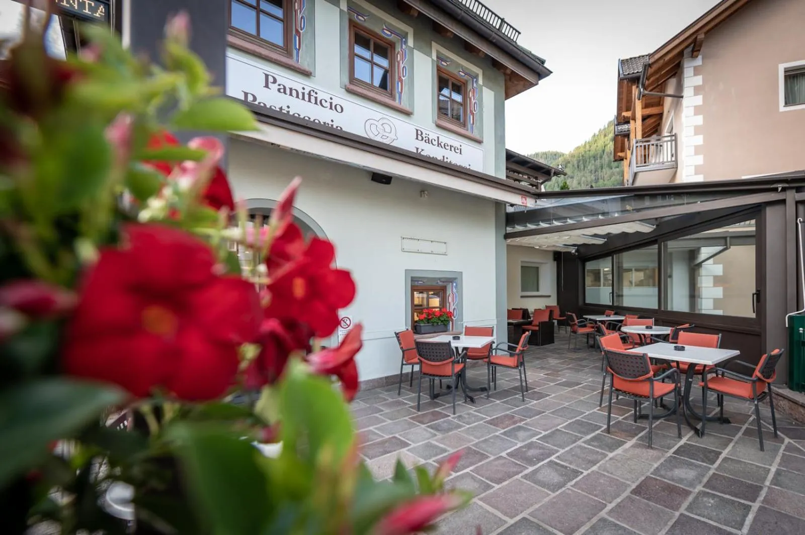 Lounge or bar in Apartments Mupan