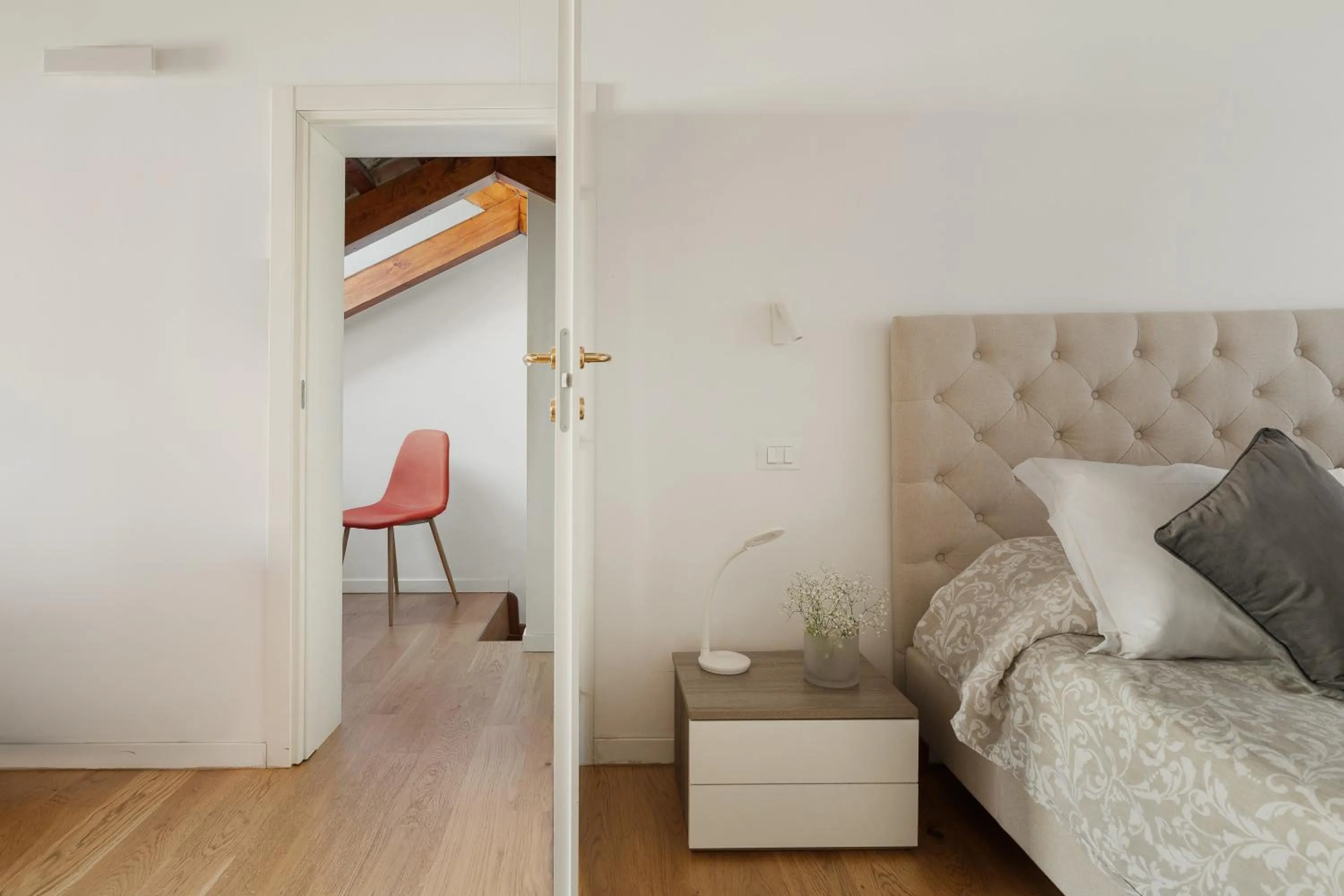 Bedroom, Bed in Bianca Cappello House