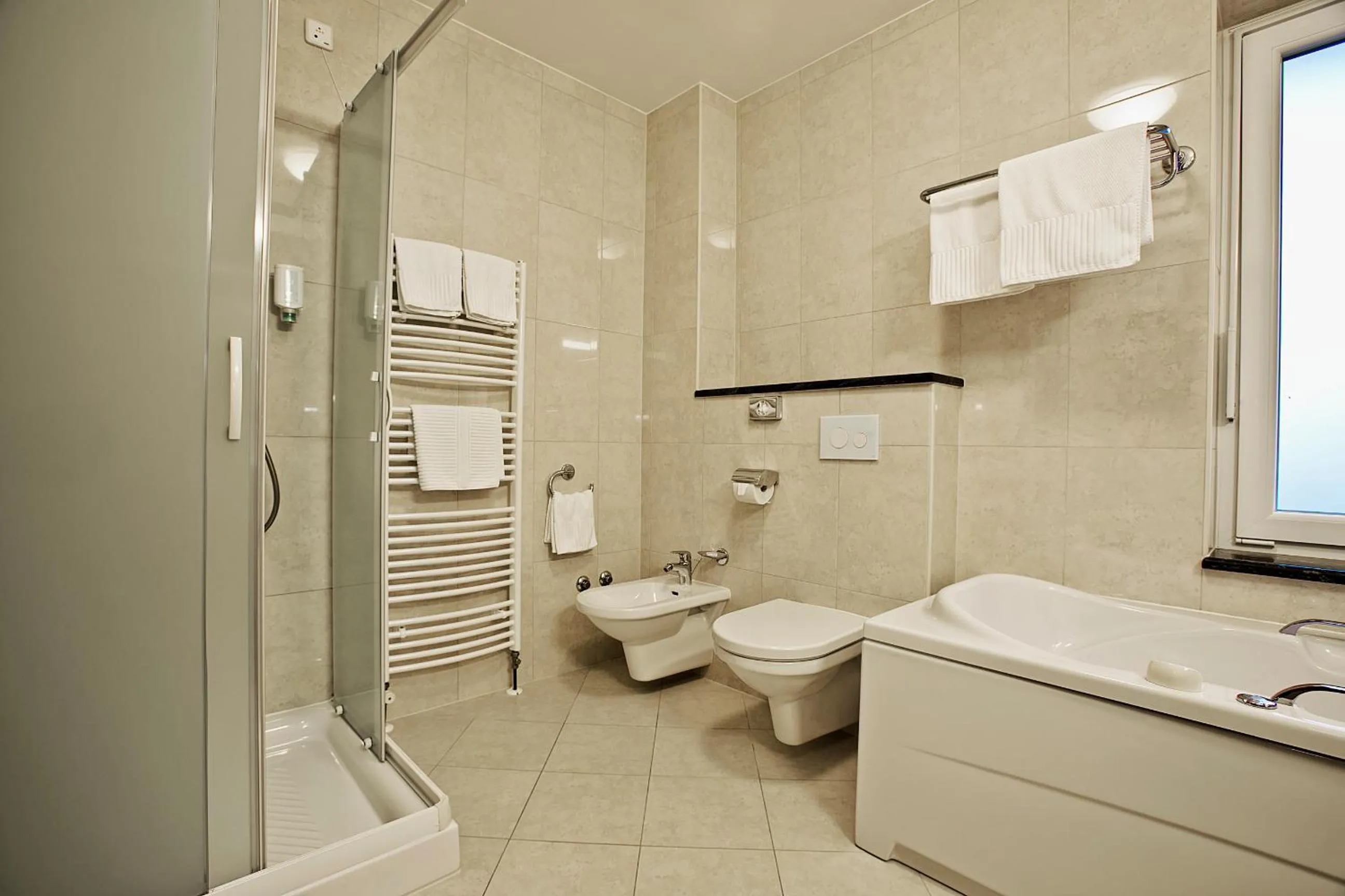 Shower in Spa & Wellness Hotel Pinia