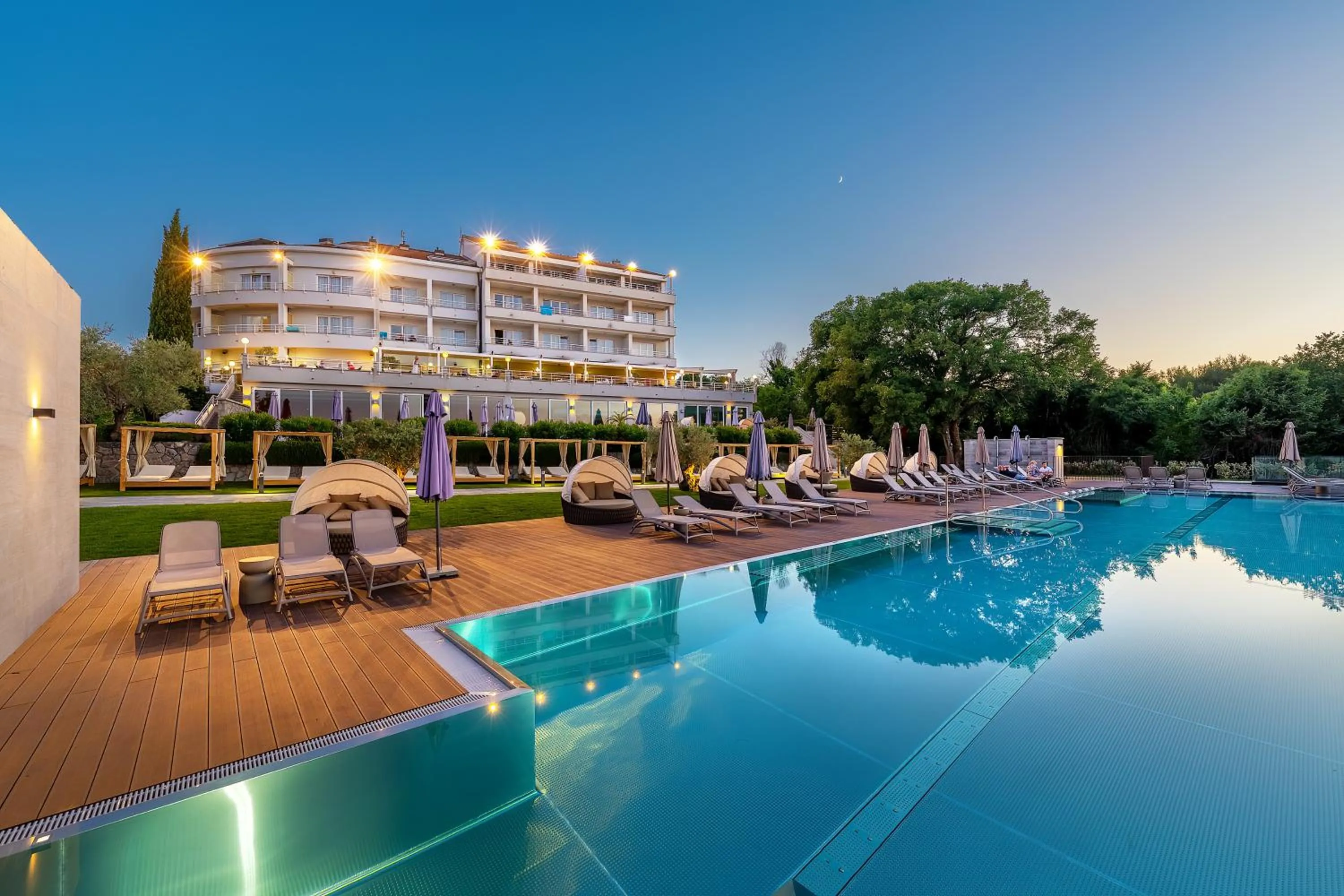 Pool view in Spa & Wellness Hotel Pinia