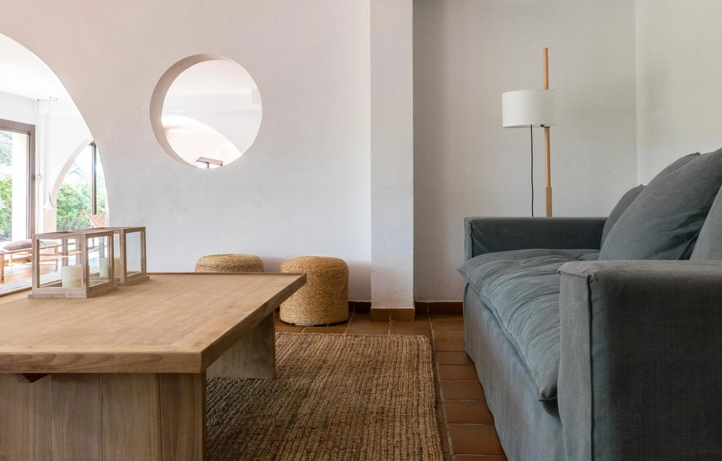 Communal lounge/ TV room in Hotel Es Blau Des Nord