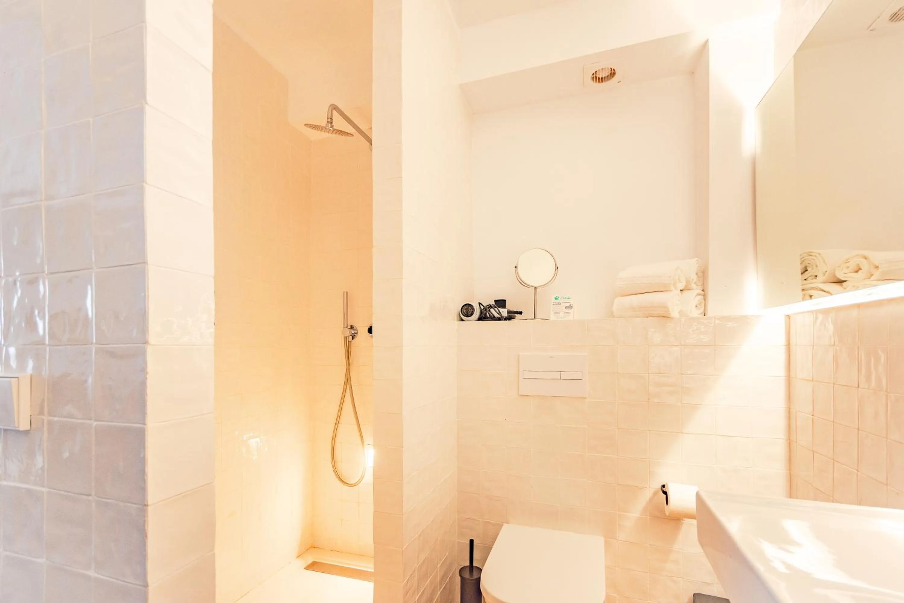 Toilet in Hotel Es Blau Des Nord