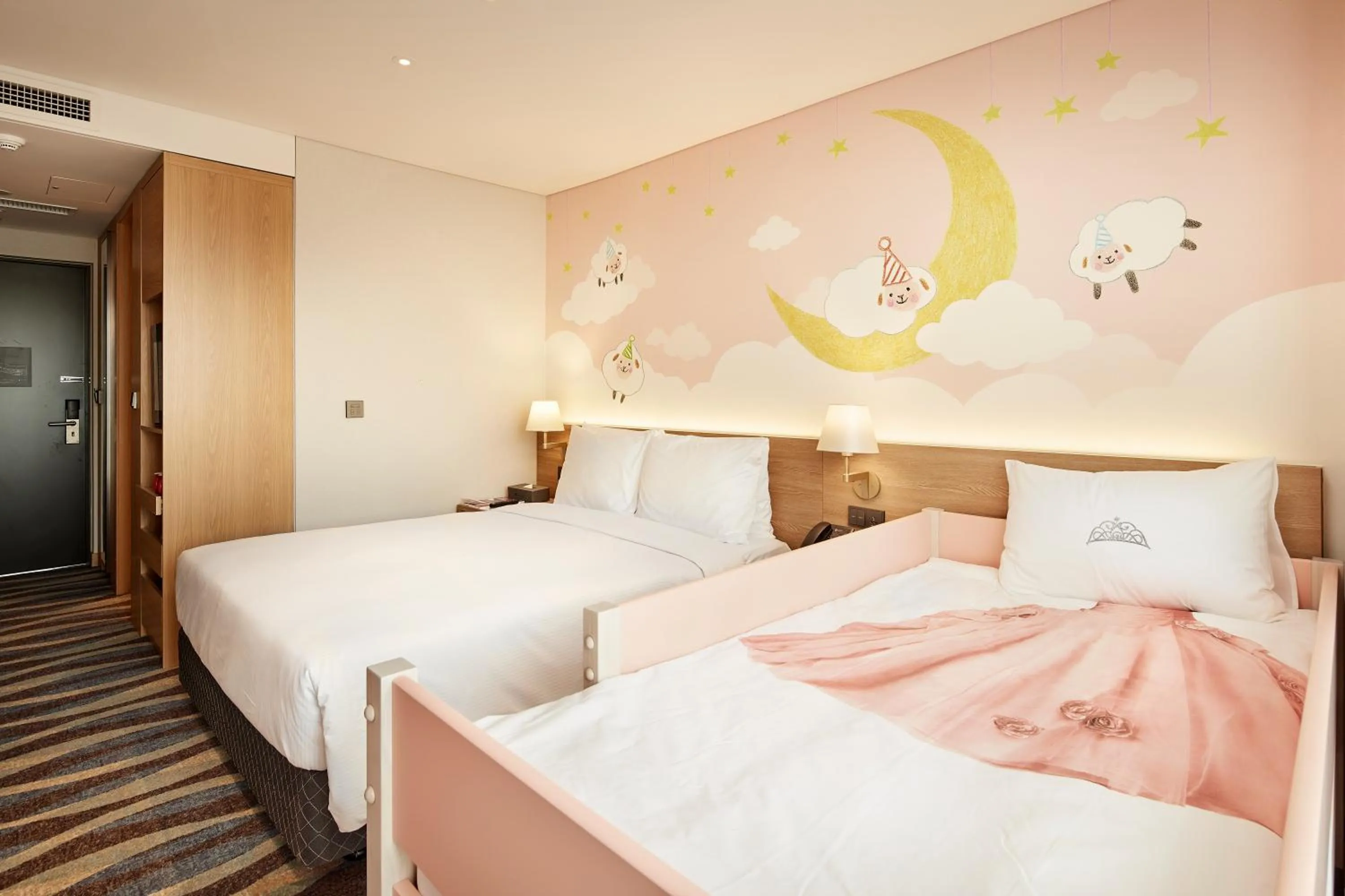 Area and facilities, Bed in Ramada Encore by Wyndham Gimpo Han River Hotel