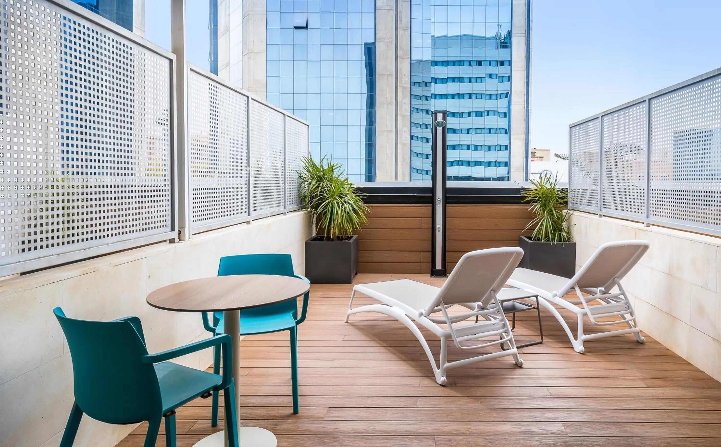 Shower in Occidental Murcia Agalia