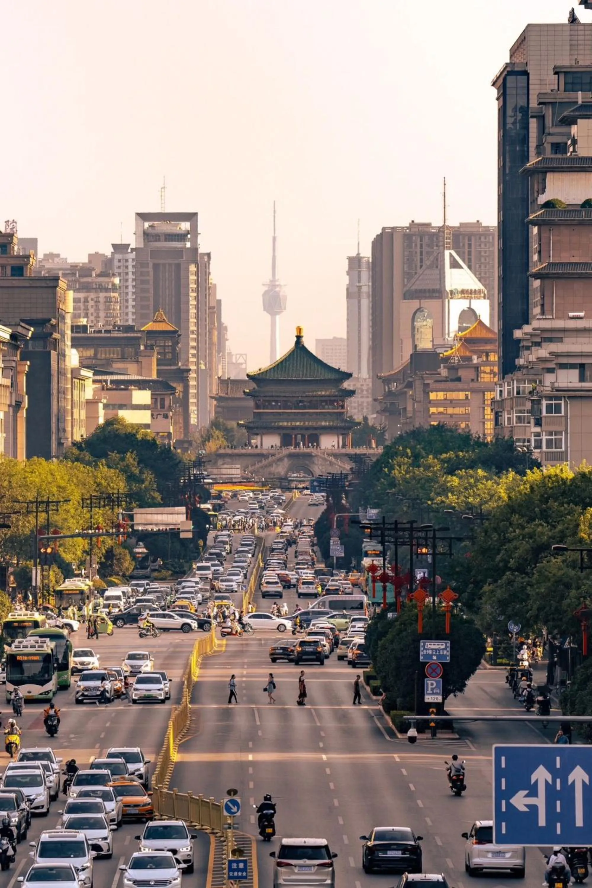 HeSu Hidden Art Hotel & Suites -Near Xi'an Drum Tower and Yongning Gate -Free Laundry Luggage Storage -Kitty Café with Freshly Ground Coffee -24H Front Desk -English Service -Exclusive Subsidies for Dumpling Banquet & Show