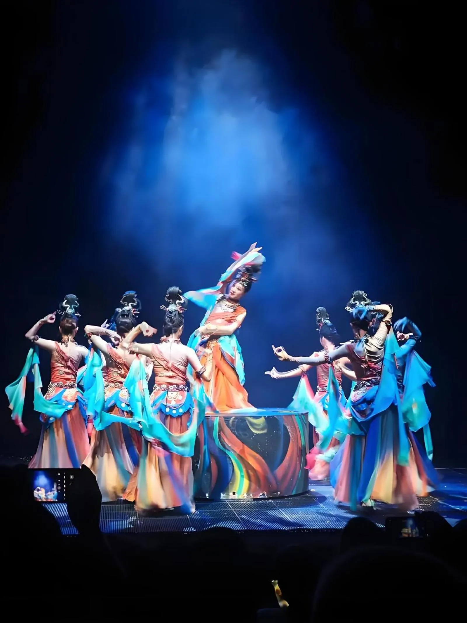 HeSu Hidden Art Hotel & Suites -Near Xi'an Drum Tower and Yongning Gate -Free Laundry Luggage Storage -Kitty Café with Freshly Ground Coffee -24H Front Desk -English Service -Exclusive Subsidies for Dumpling Banquet & Show