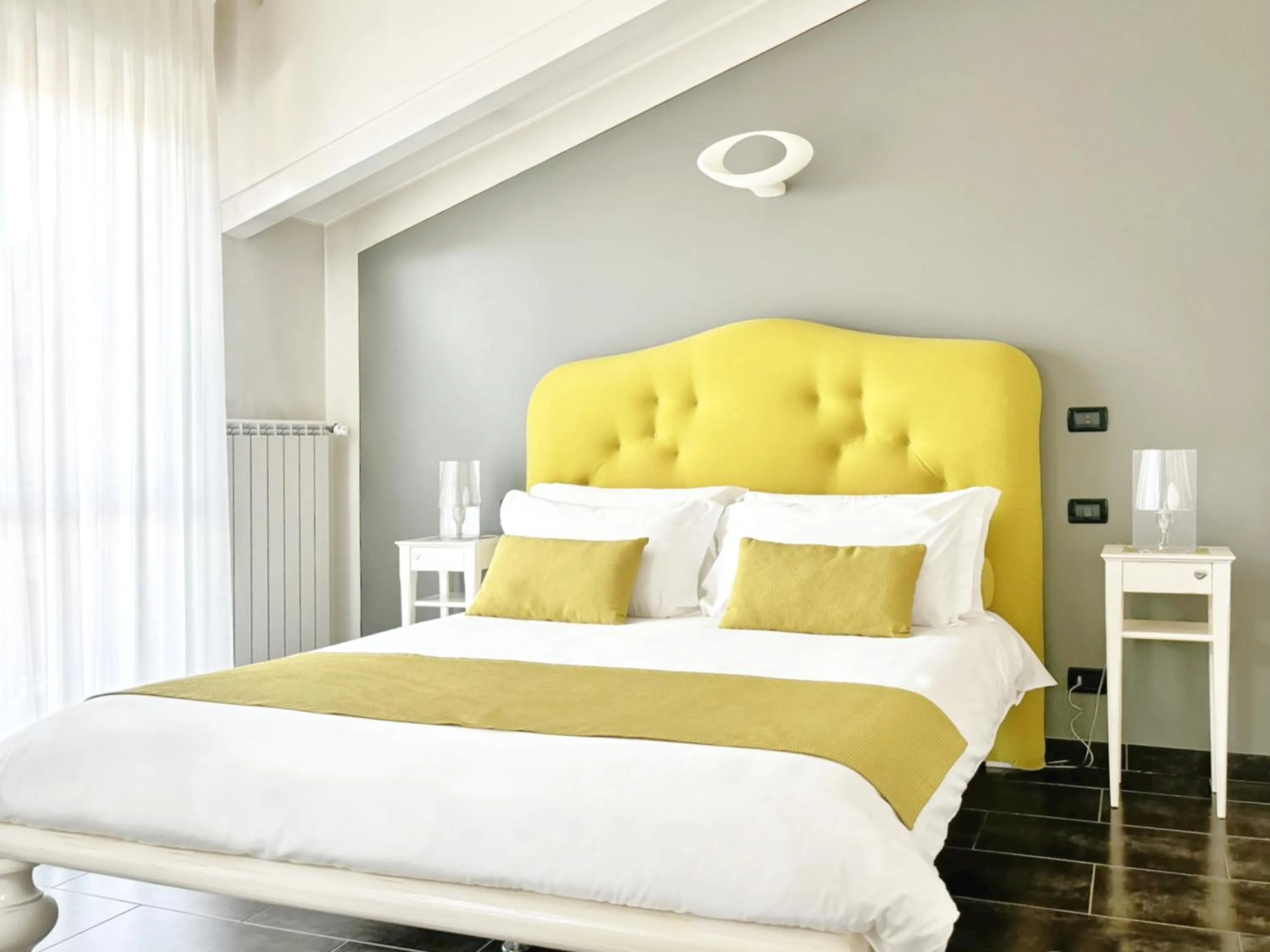 Photo of the whole room, Bed in Pepe's Home B&B