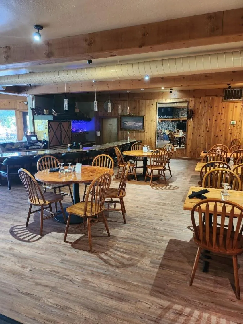 Restaurant/places to eat in Callahan's Mountain Lodge