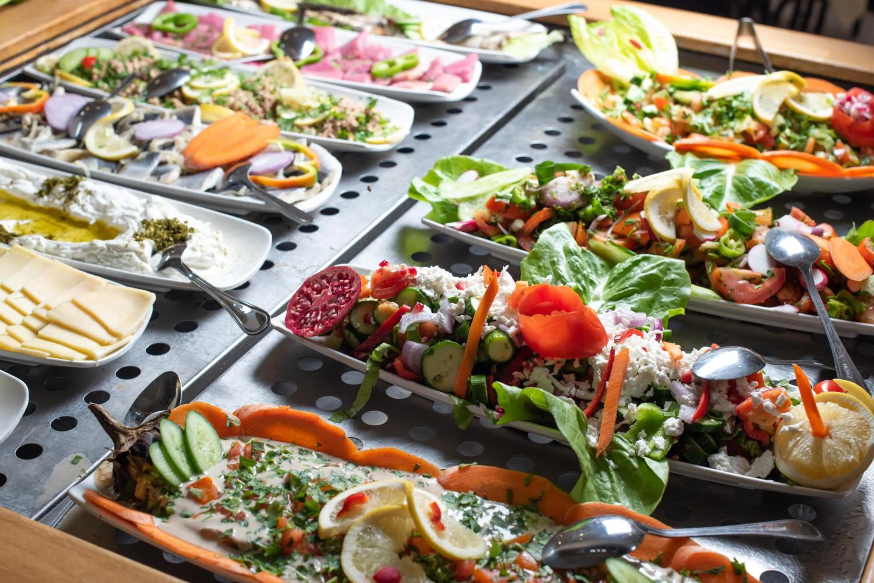 Restaurant/places to eat in Astoria Galilee Hotel