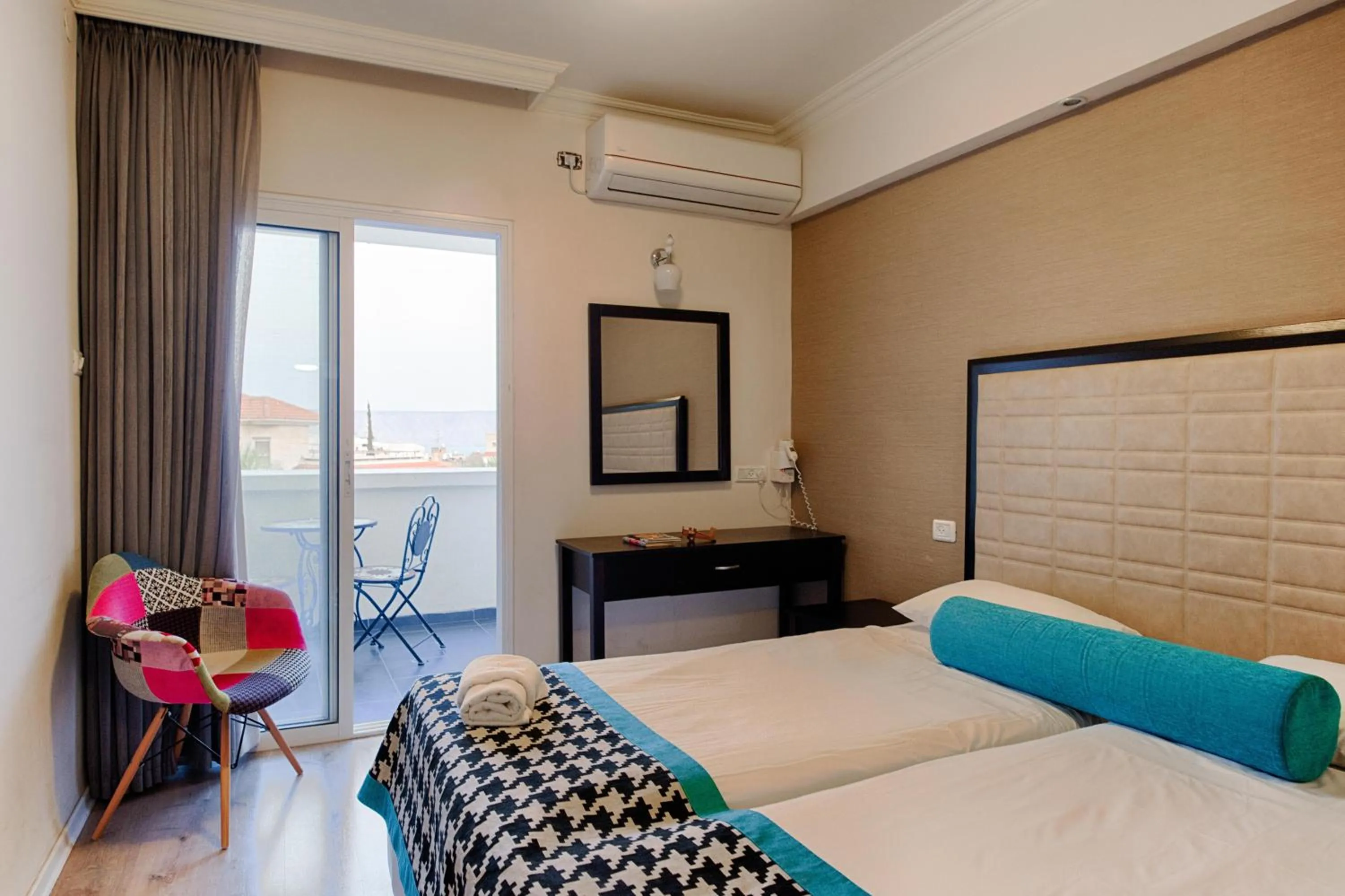 Bedroom, Bed in Astoria Galilee Hotel