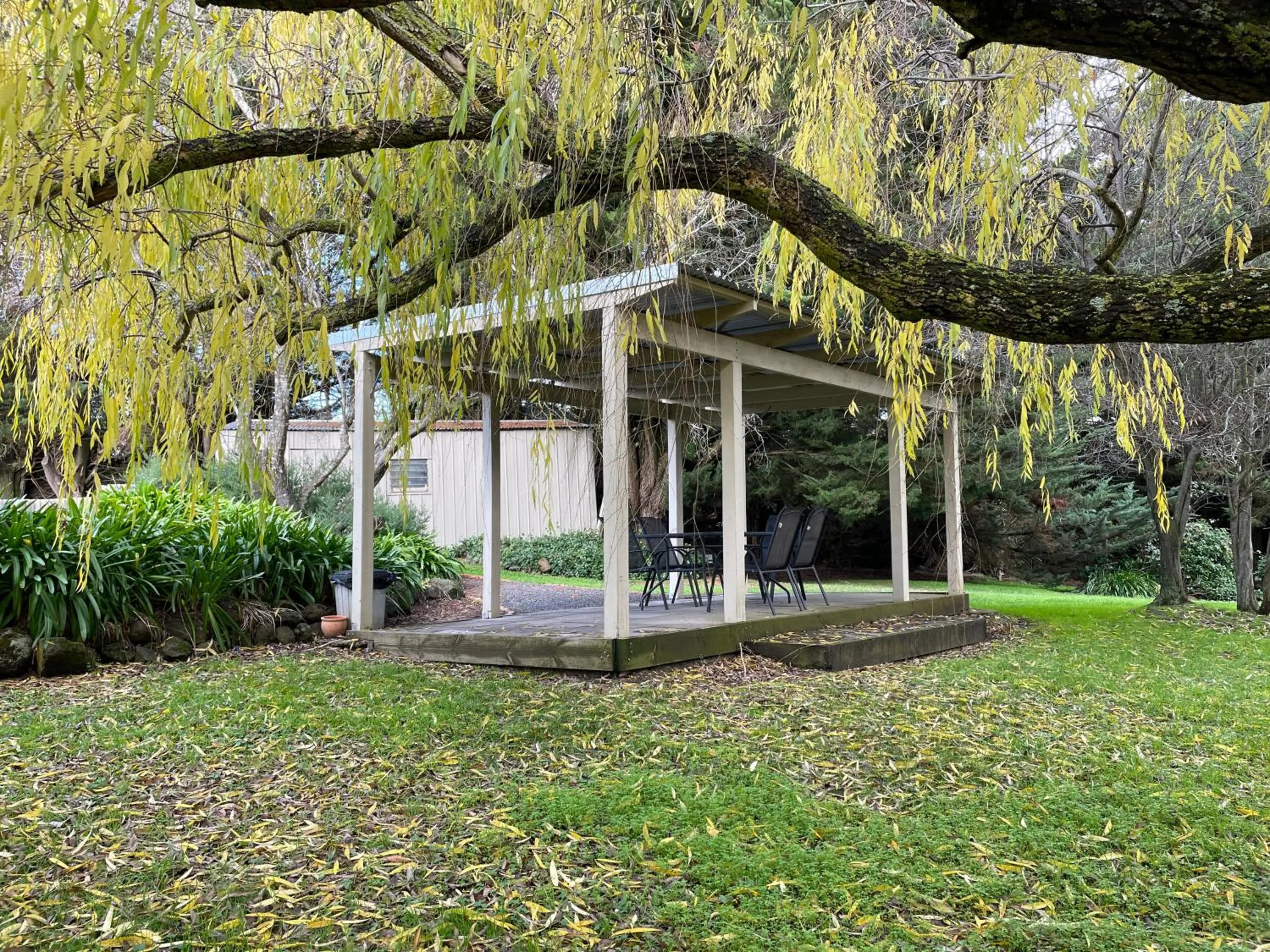 Day in Central Highlands Motor Inn