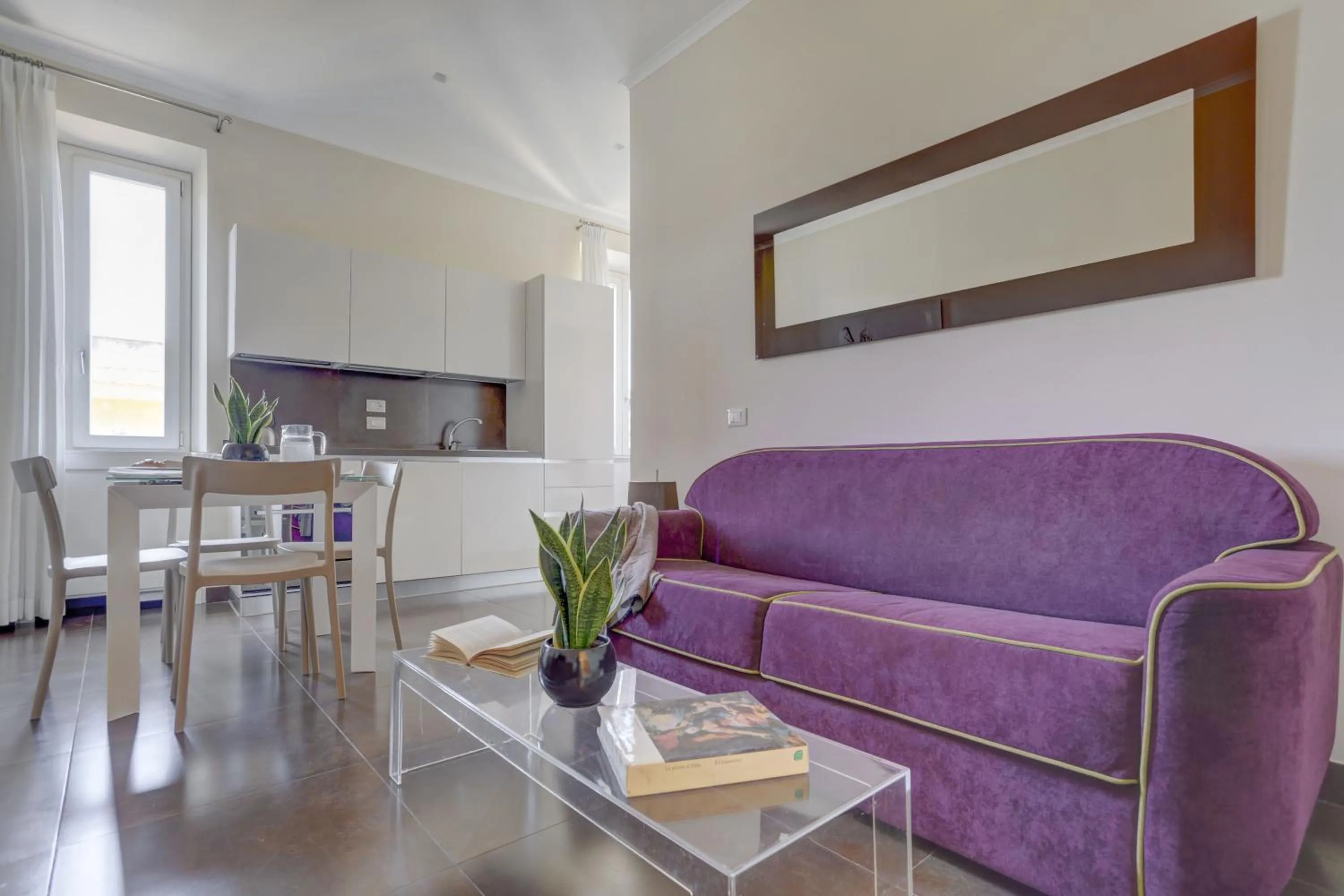 Colosseo Gardens - My Extra Home