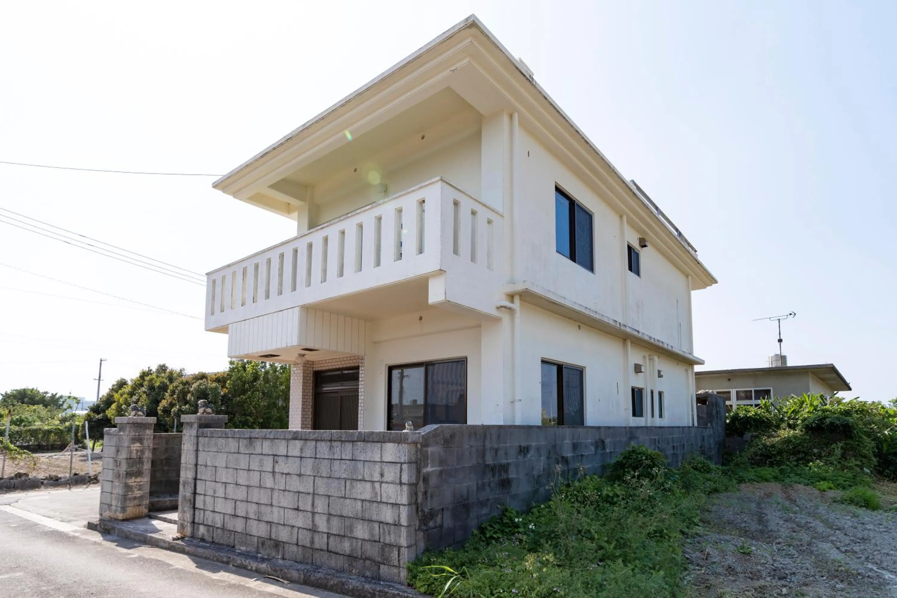 Property building in Maru House