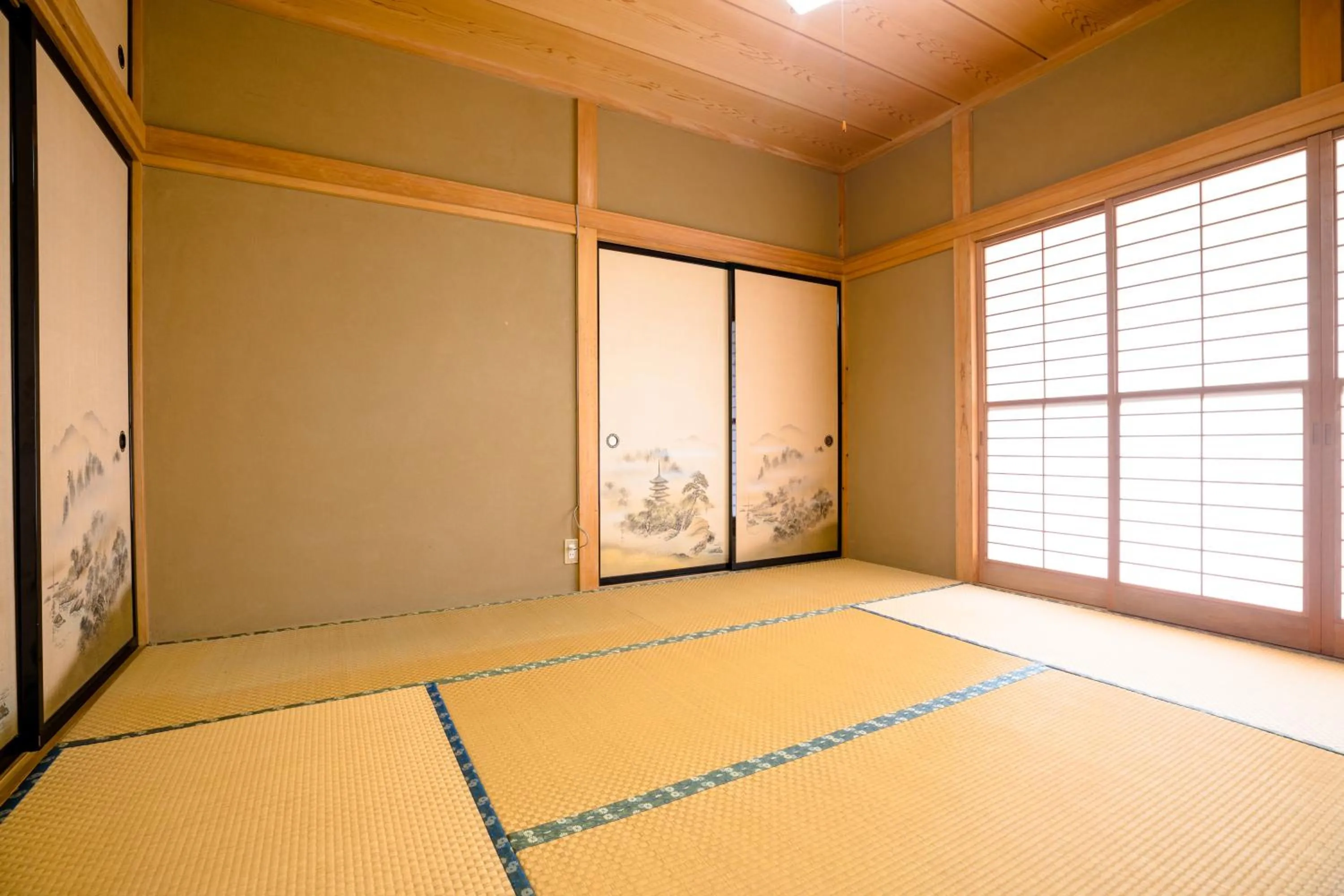 Photo of the whole room in ID Stay Kawaguchiko