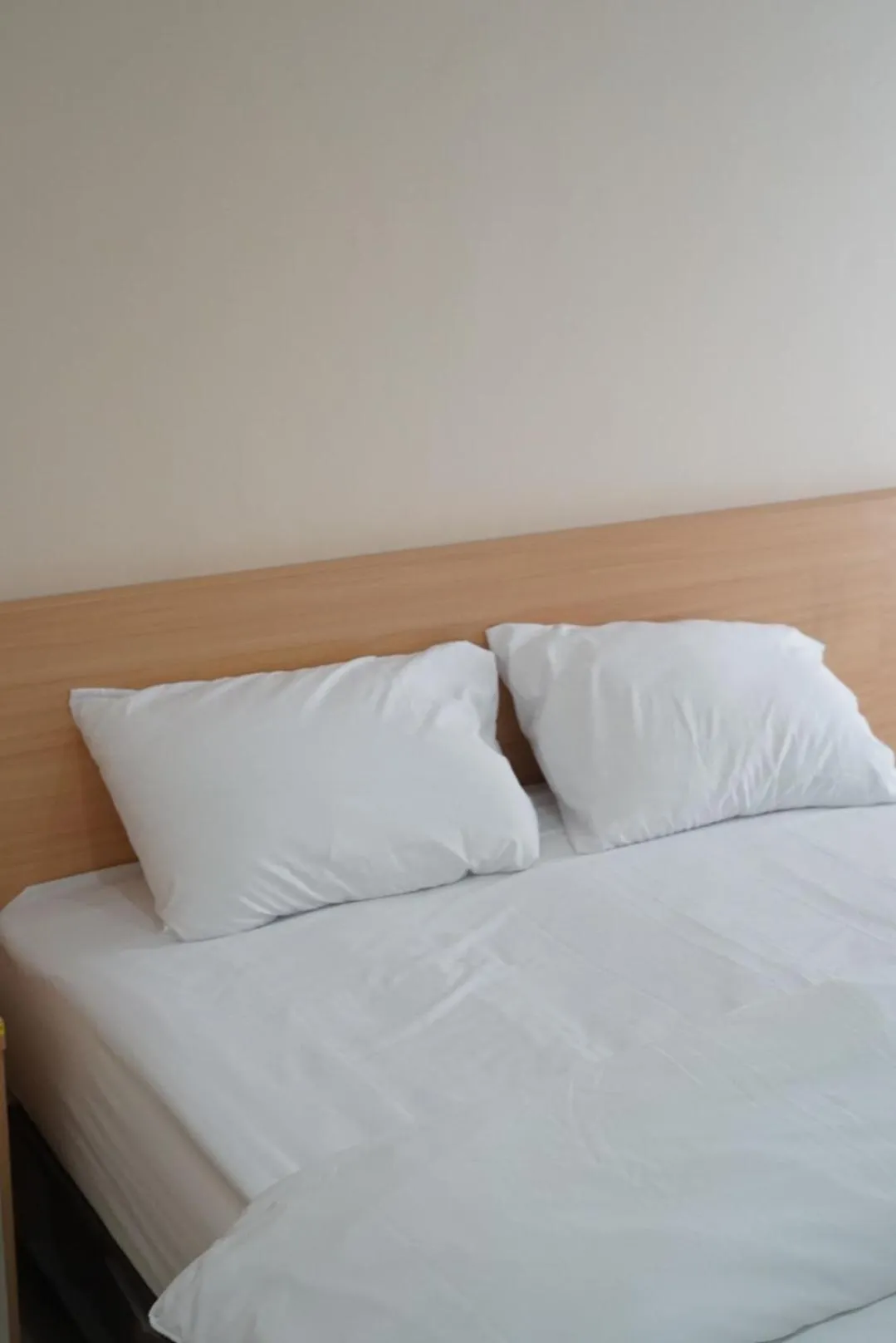 Bed in Gold Line Guest House