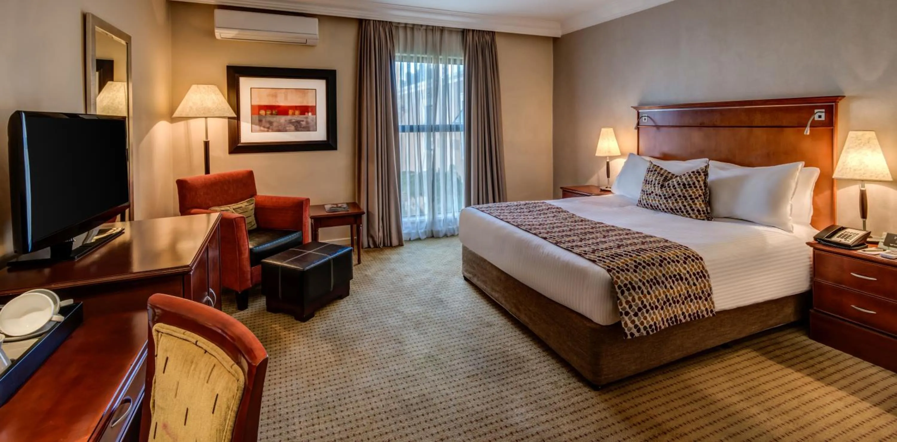 Bed in Southern Sun Katherine Street