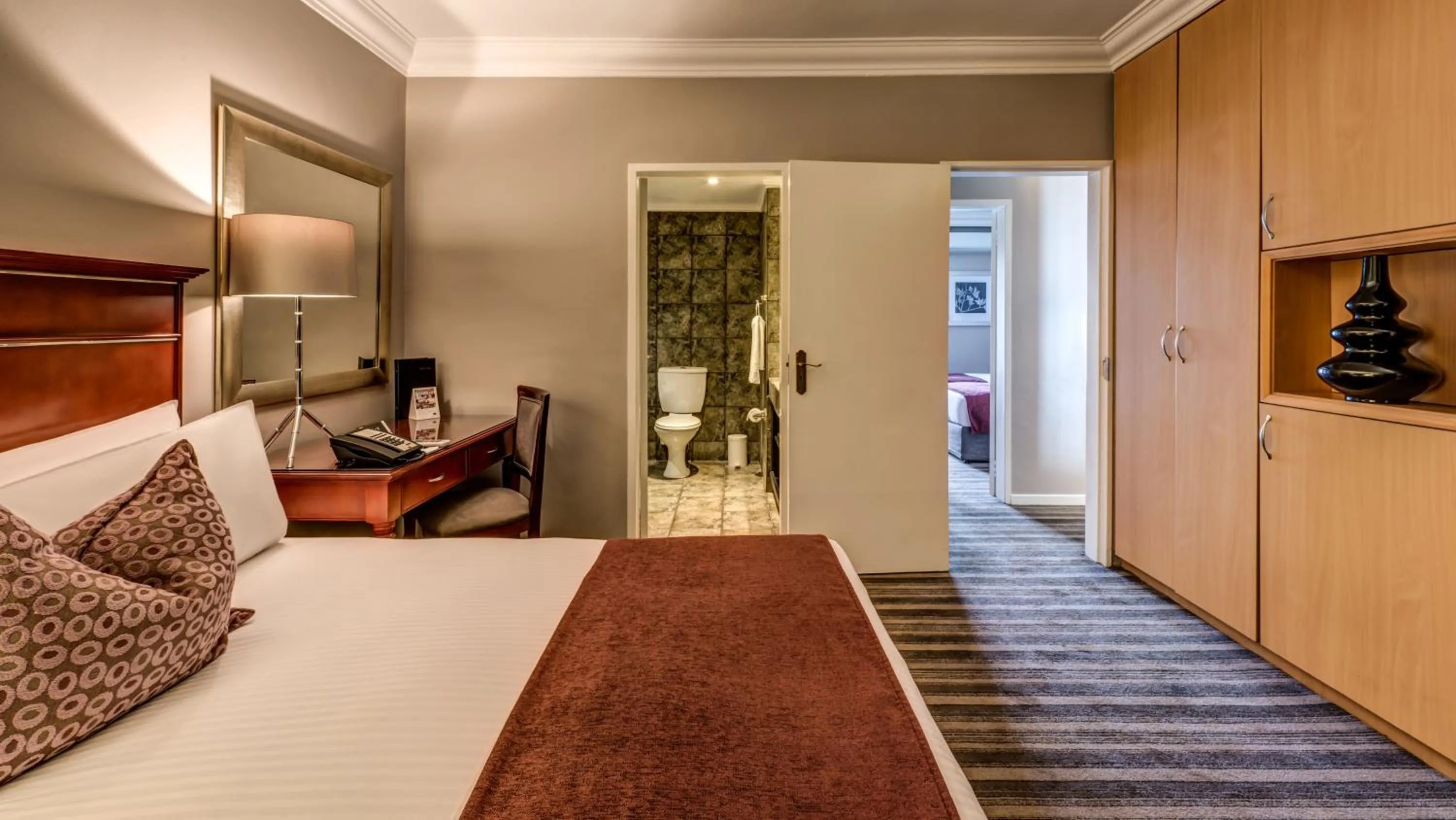 Bed in Southern Sun Katherine Street