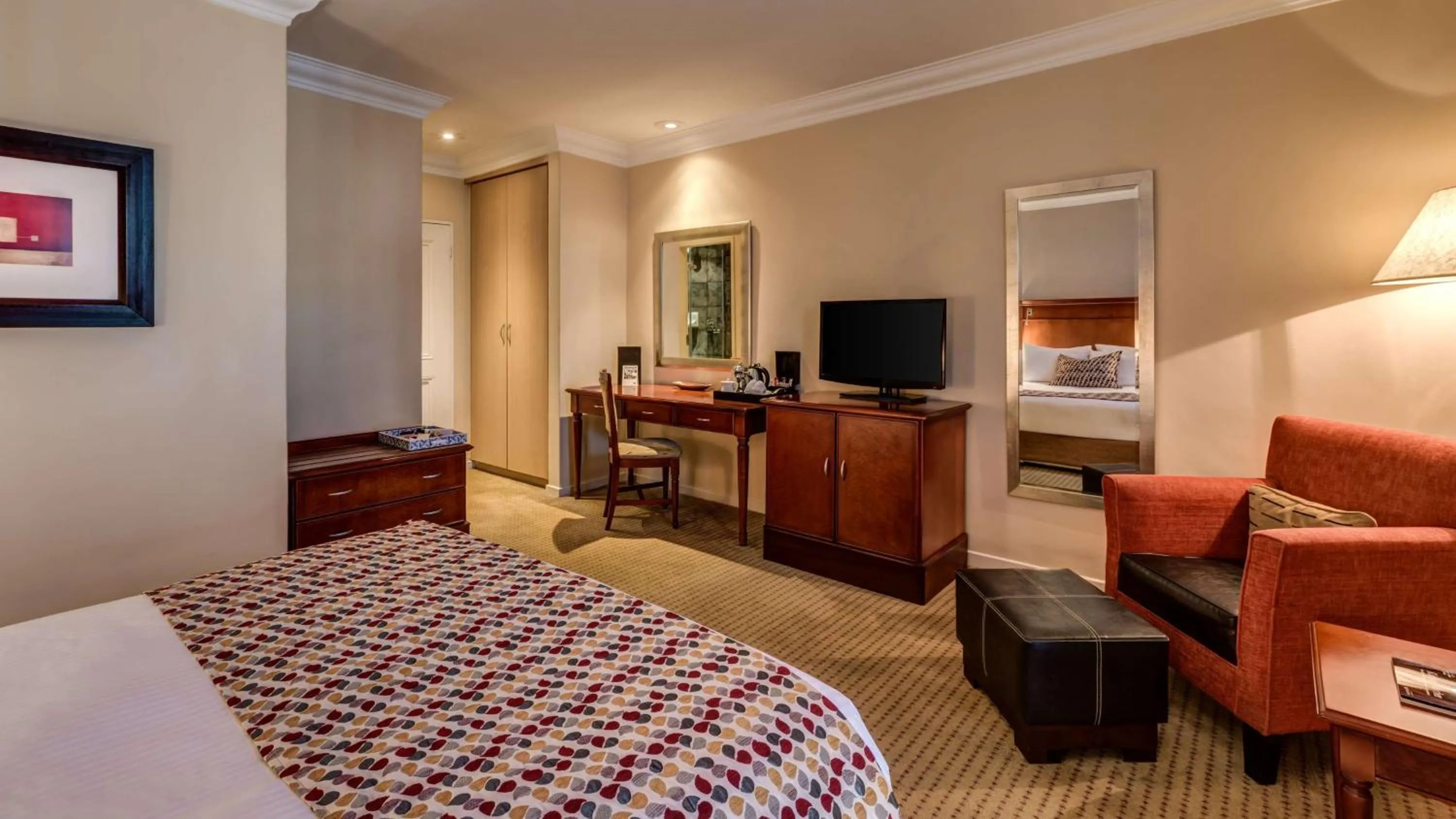 Bedroom, Bed in Southern Sun Katherine Street