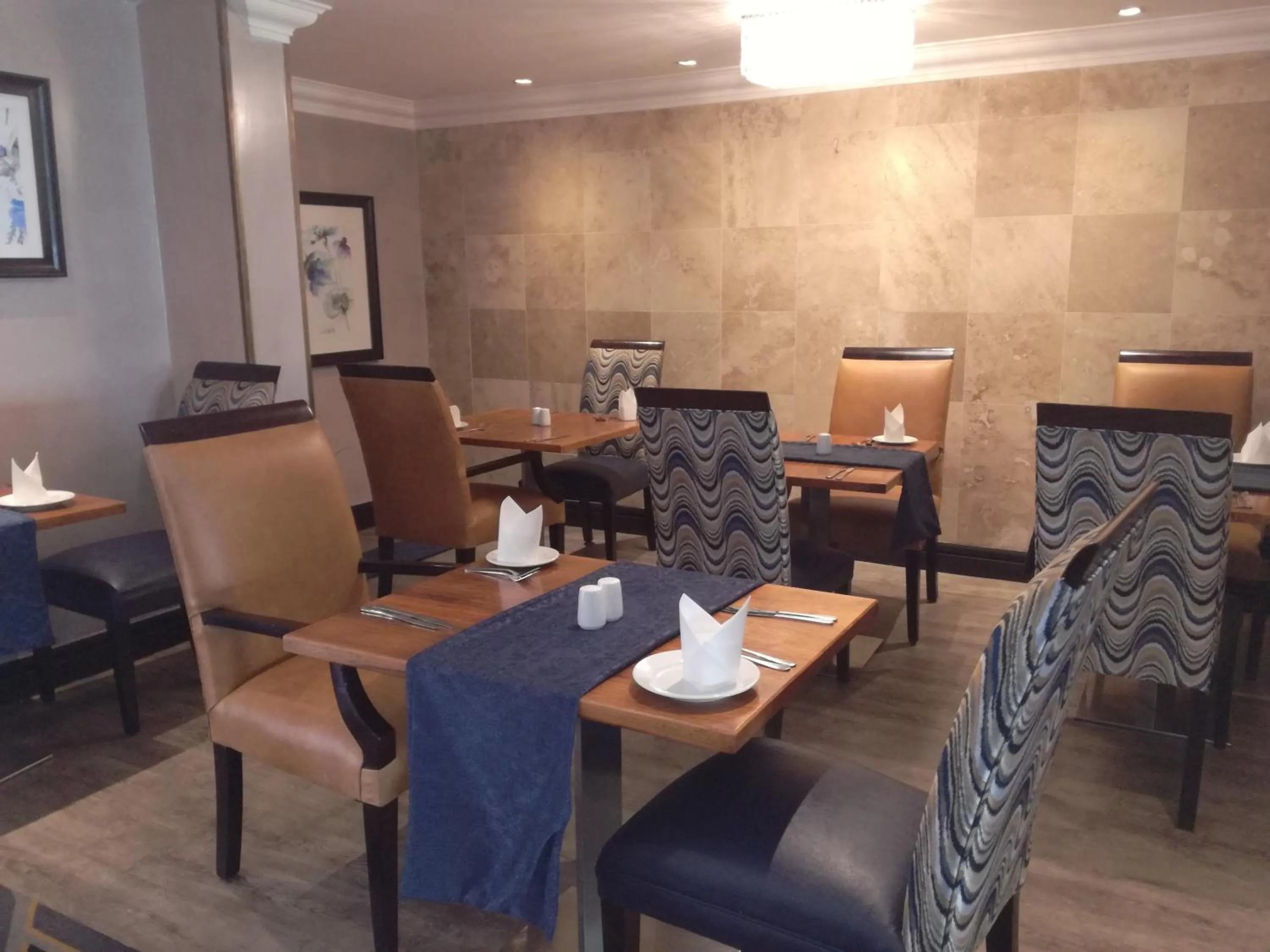 Restaurant/places to eat in Southern Sun Katherine Street