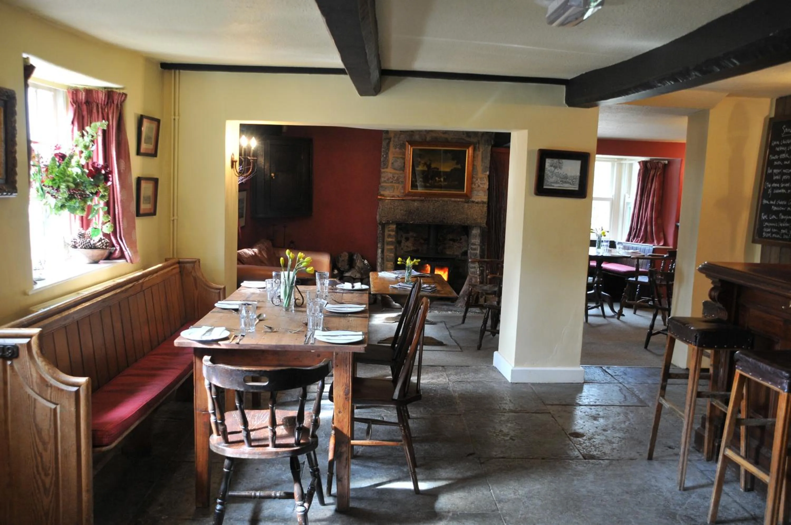 Restaurant/places to eat in The Red Lion Inn