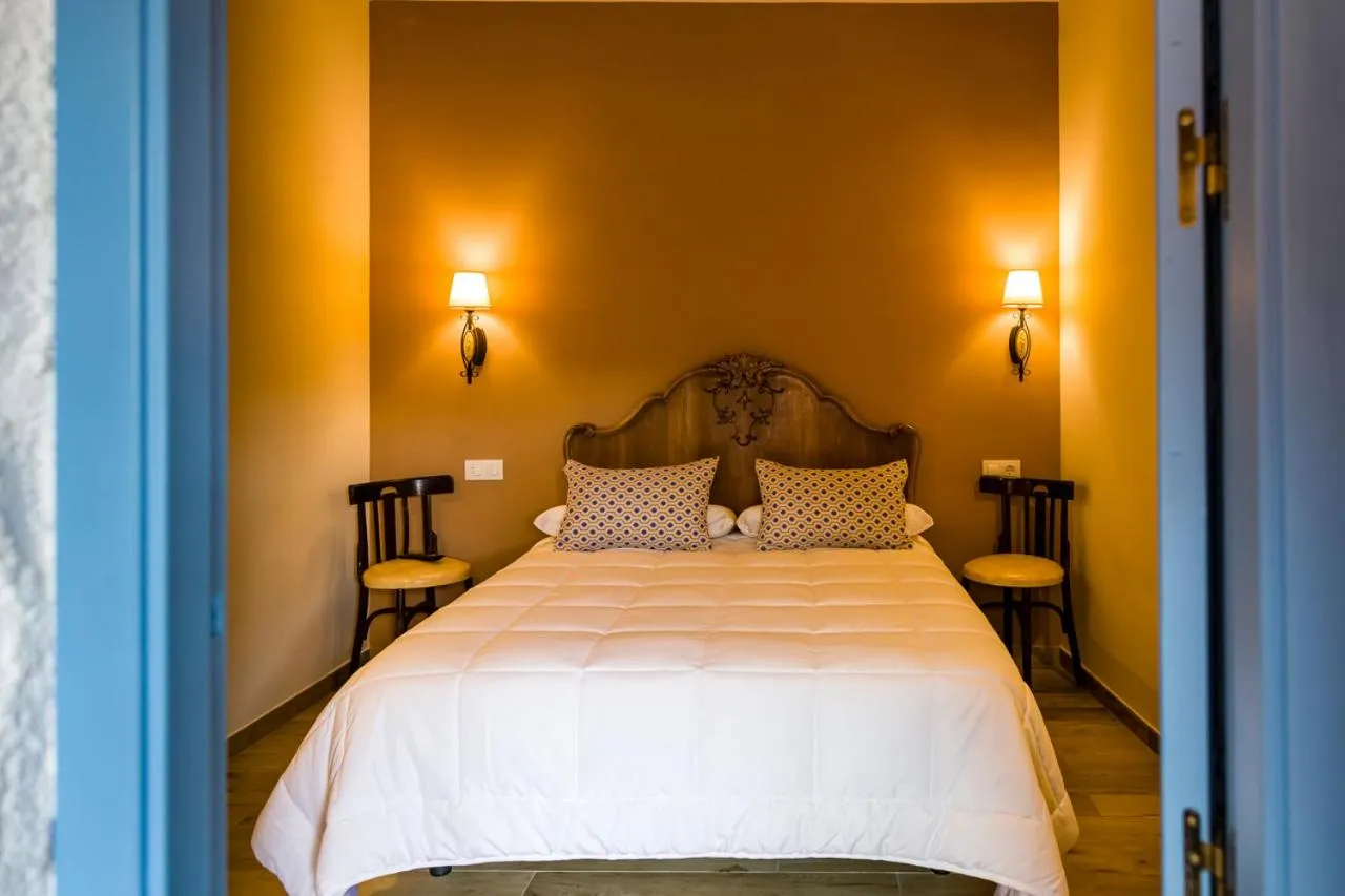 Photo of the whole room, Bed in Hospedium Hotel El Nido de Alcudia Suites