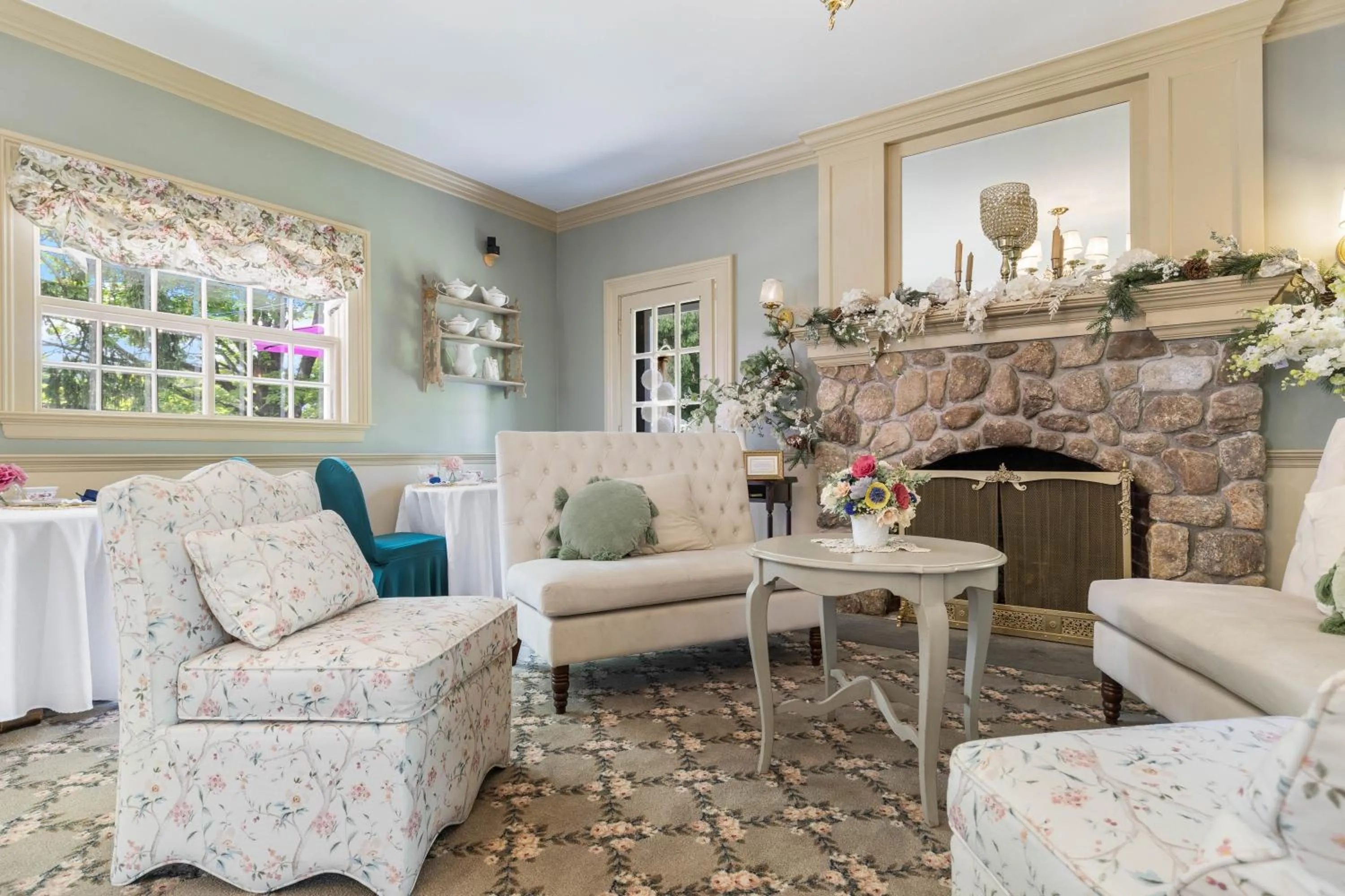 Seating area in Westbrook Inn Bed and Breakfast