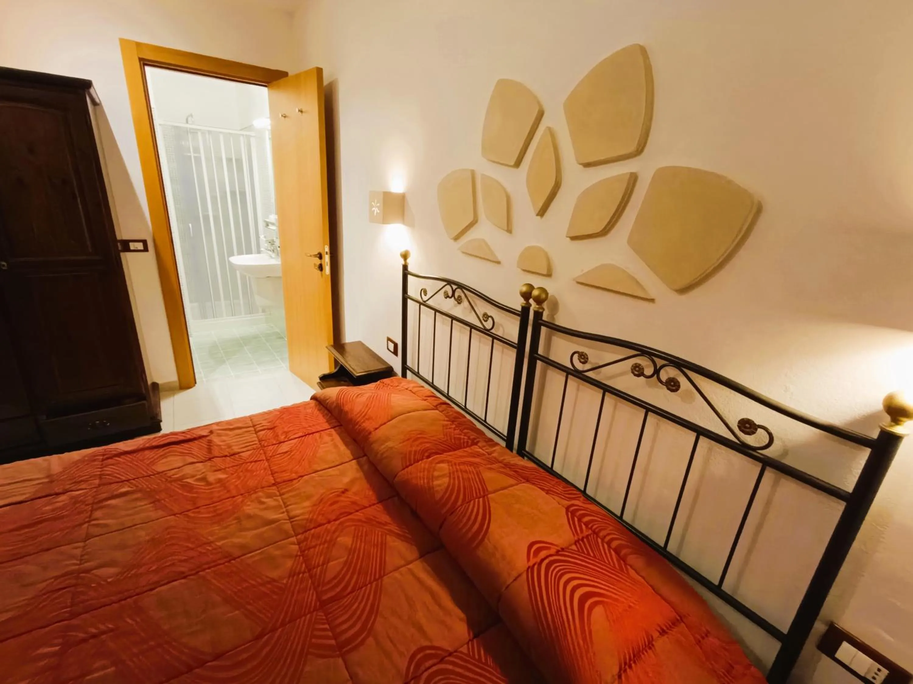 Photo of the whole room, Bed in B&B Casa Cimino - Monopoli - Puglia