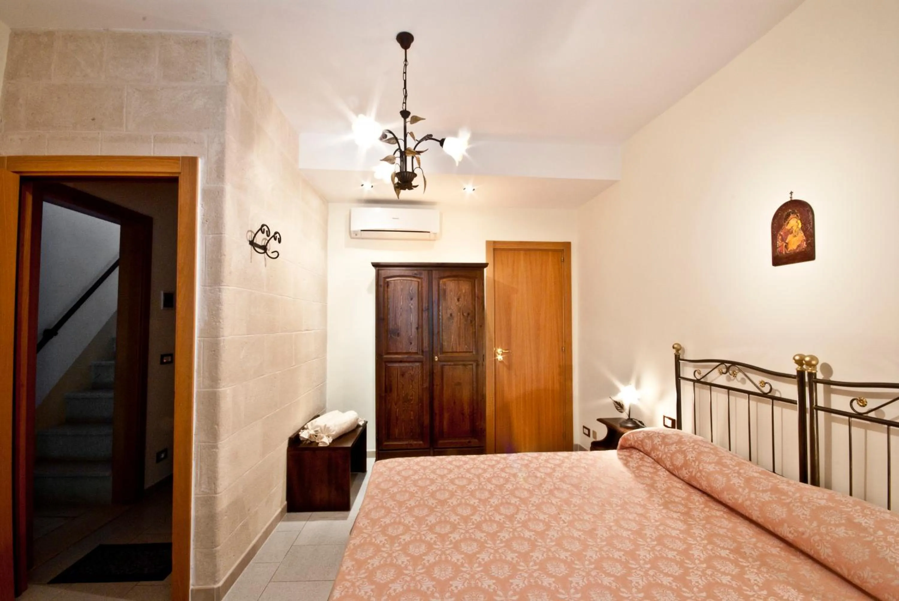 Photo of the whole room, Bed in B&B Casa Cimino - Monopoli - Puglia