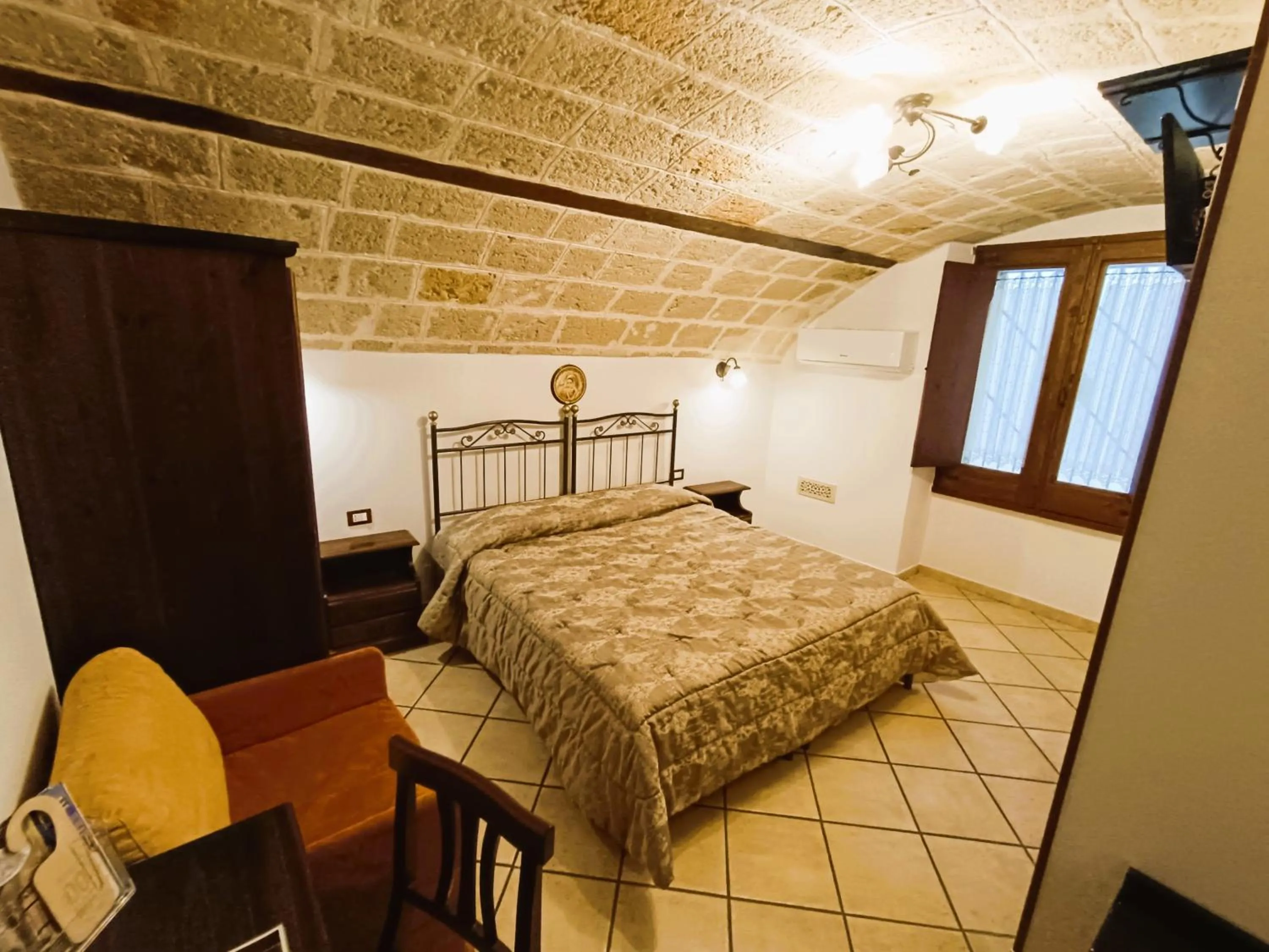 Photo of the whole room, Bed in B&B Casa Cimino - Monopoli - Puglia