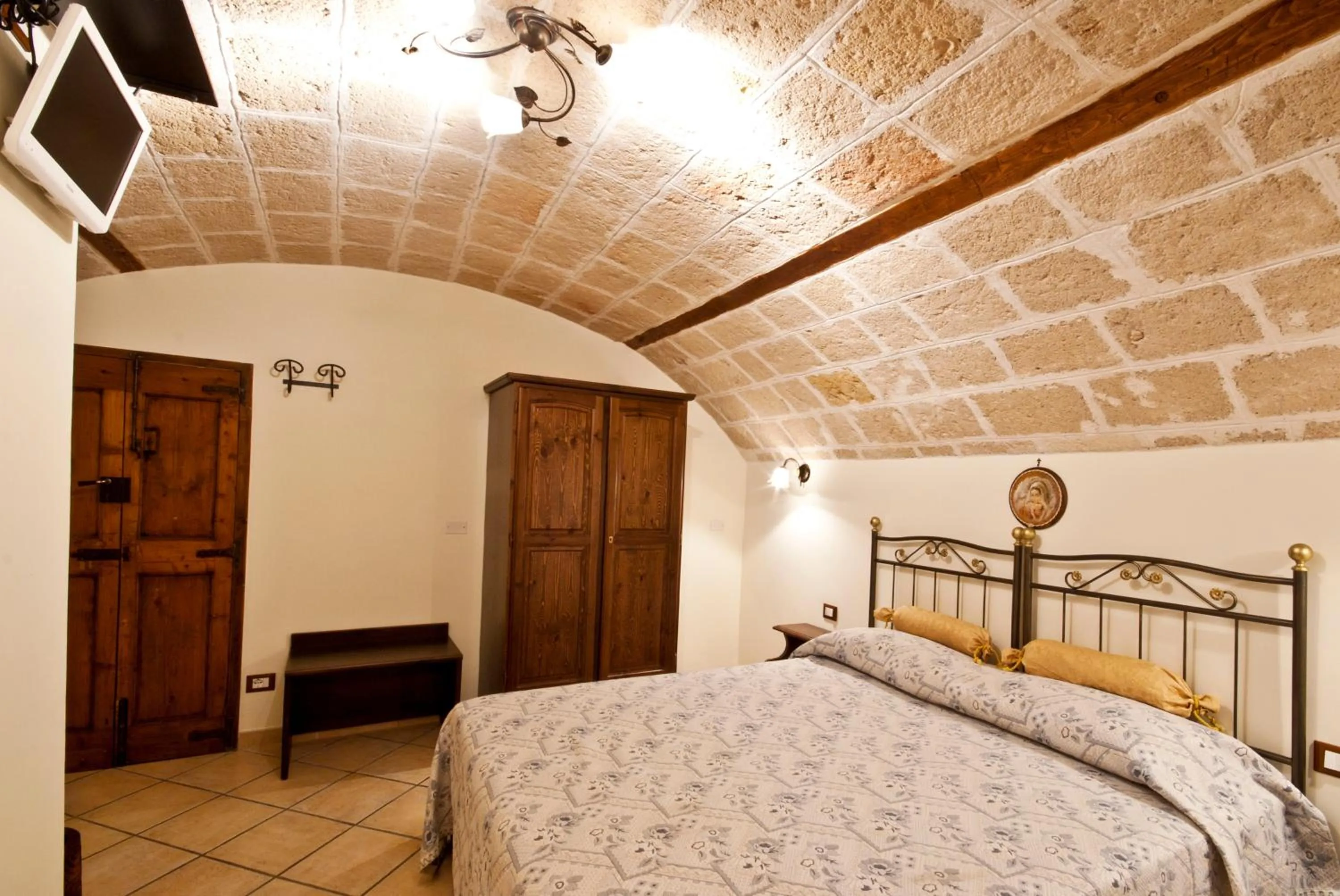 Photo of the whole room, Bed in B&B Casa Cimino - Monopoli - Puglia