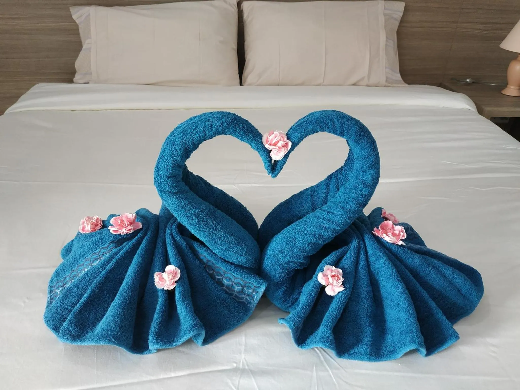 Photo of the whole room, Bed in JVAPLACE