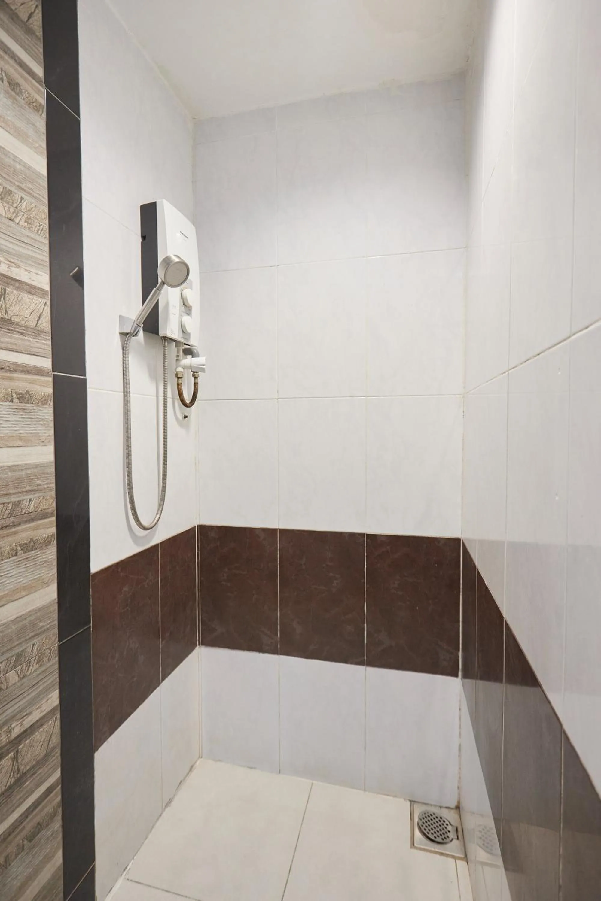 Bathroom in Hotel Sunjoy9 OKR