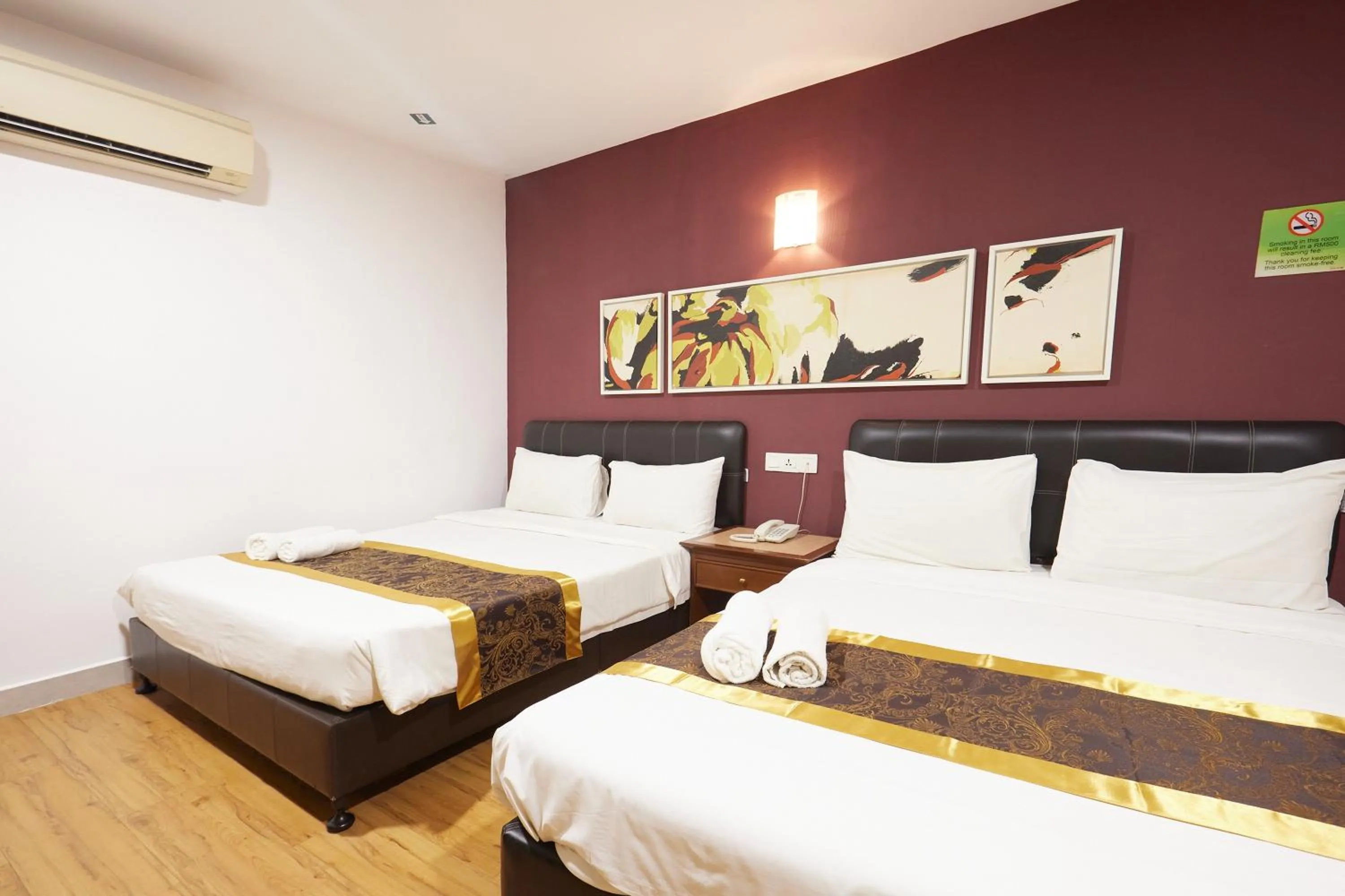 Bedroom, Bed in Hotel Sunjoy9 OKR