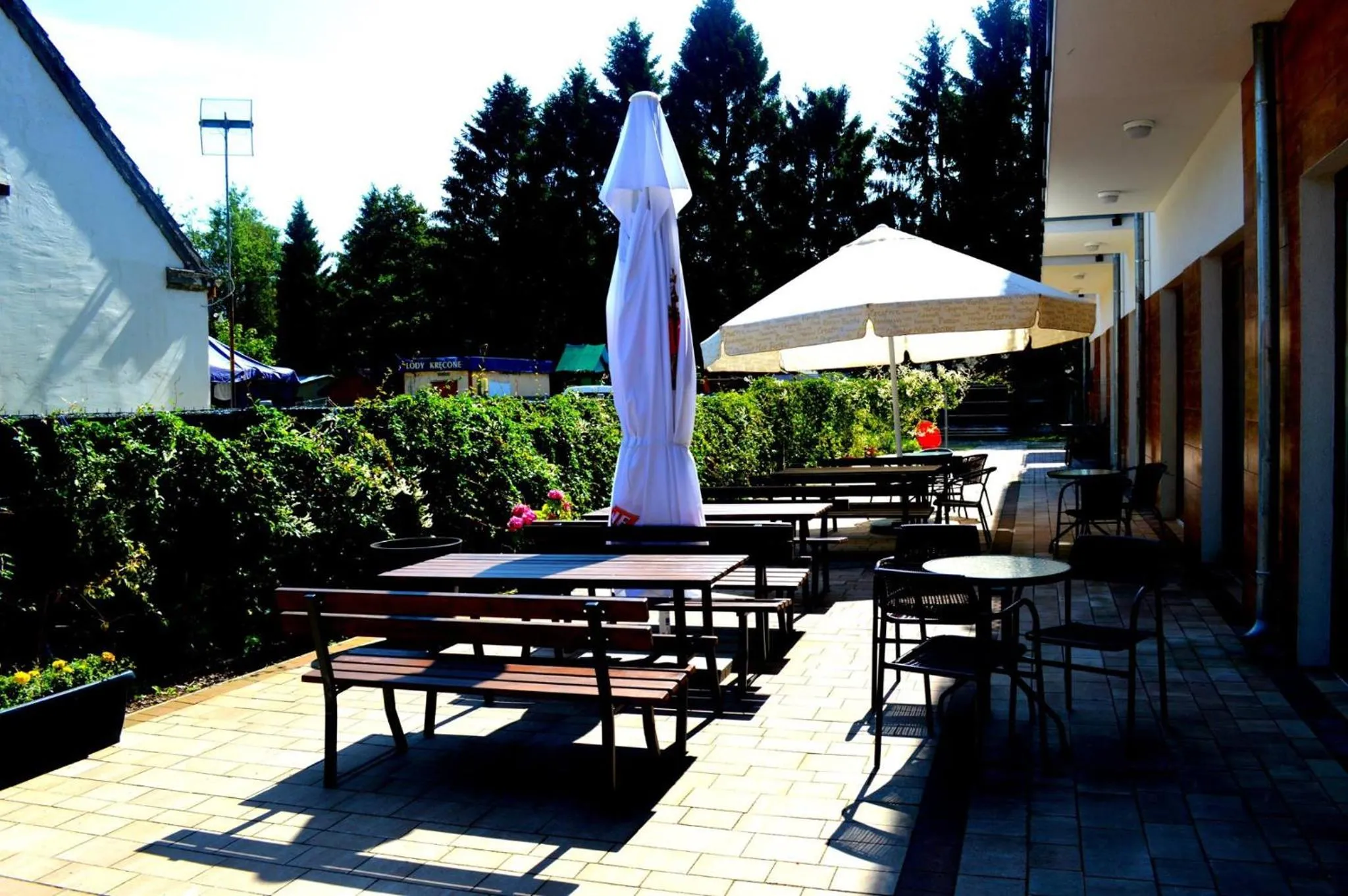 Restaurant/places to eat in Grot