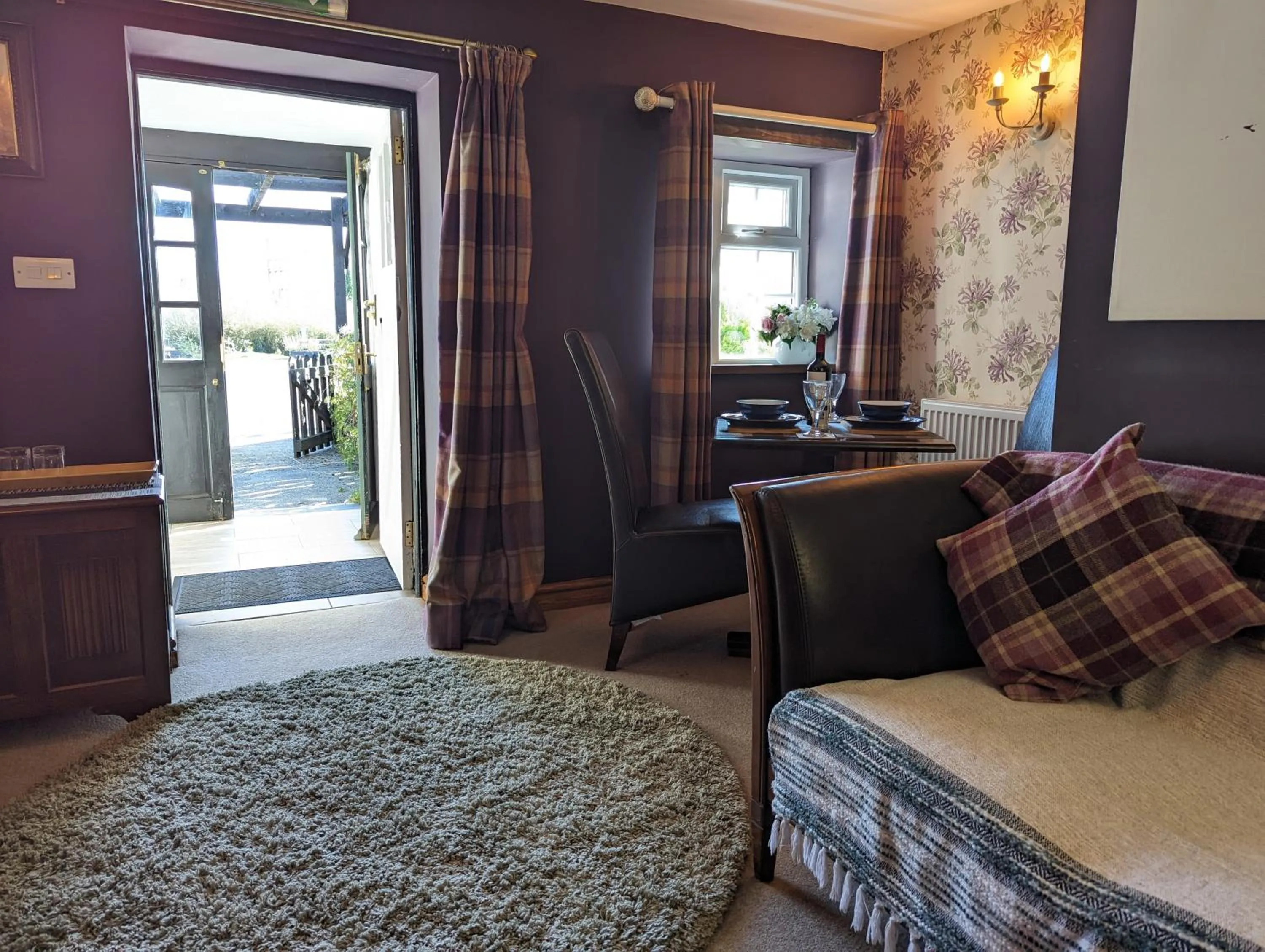 Living room in Tafarn y Waen - Guesthouse