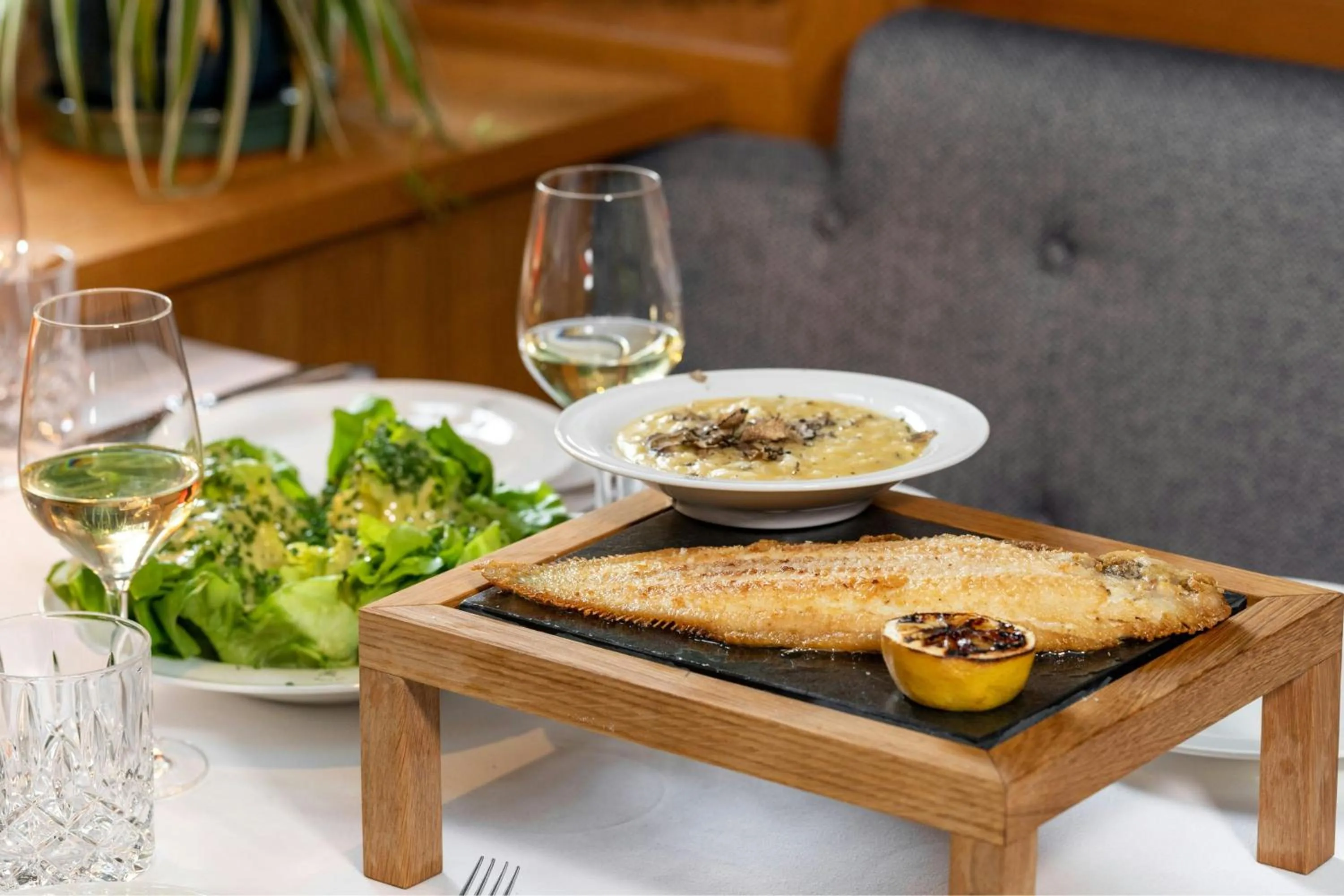 Restaurant/places to eat in LUME Boutique Hotel, Autograph Collection