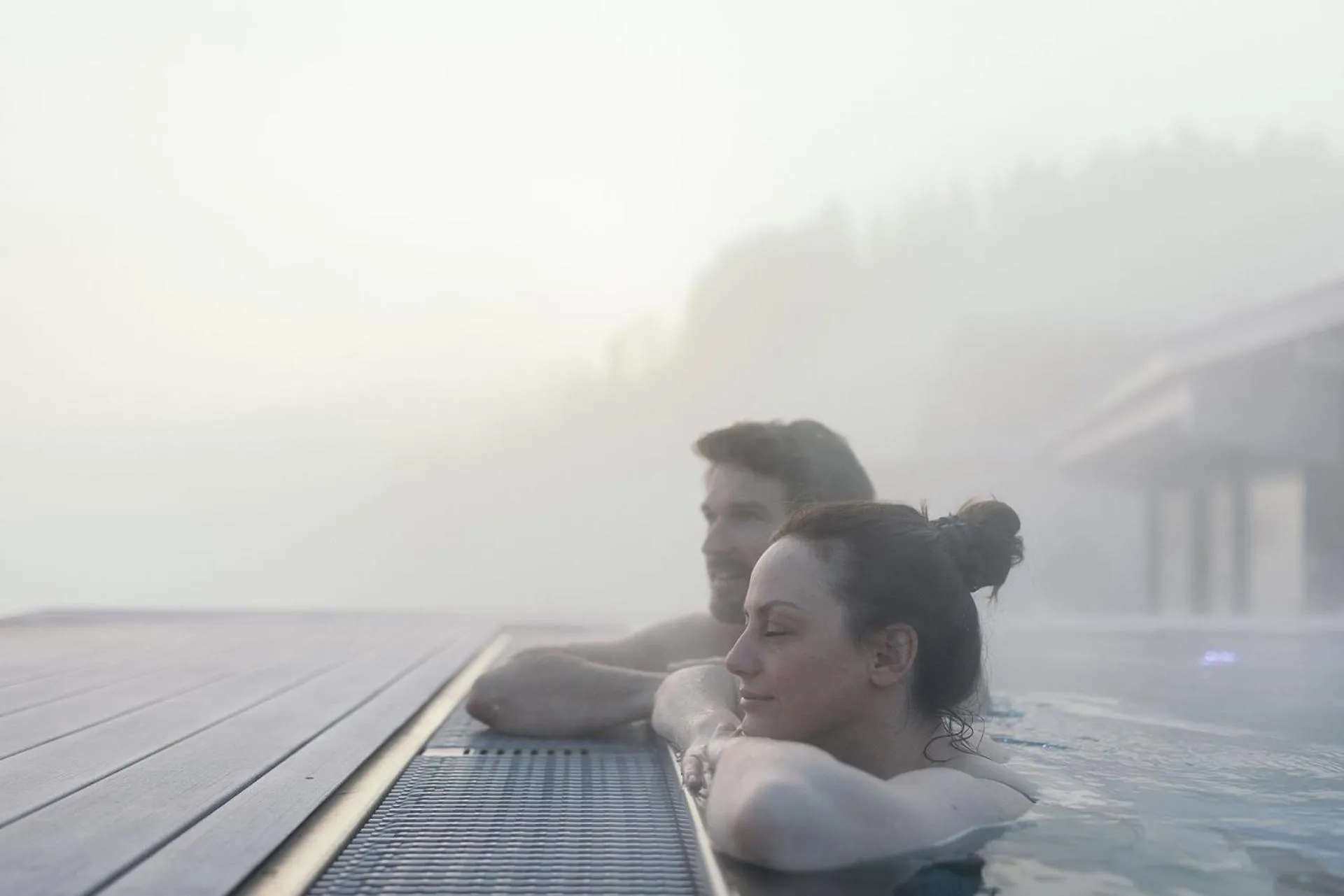 Swimming pool in Das Kaiserblick 4 Sterne Superior